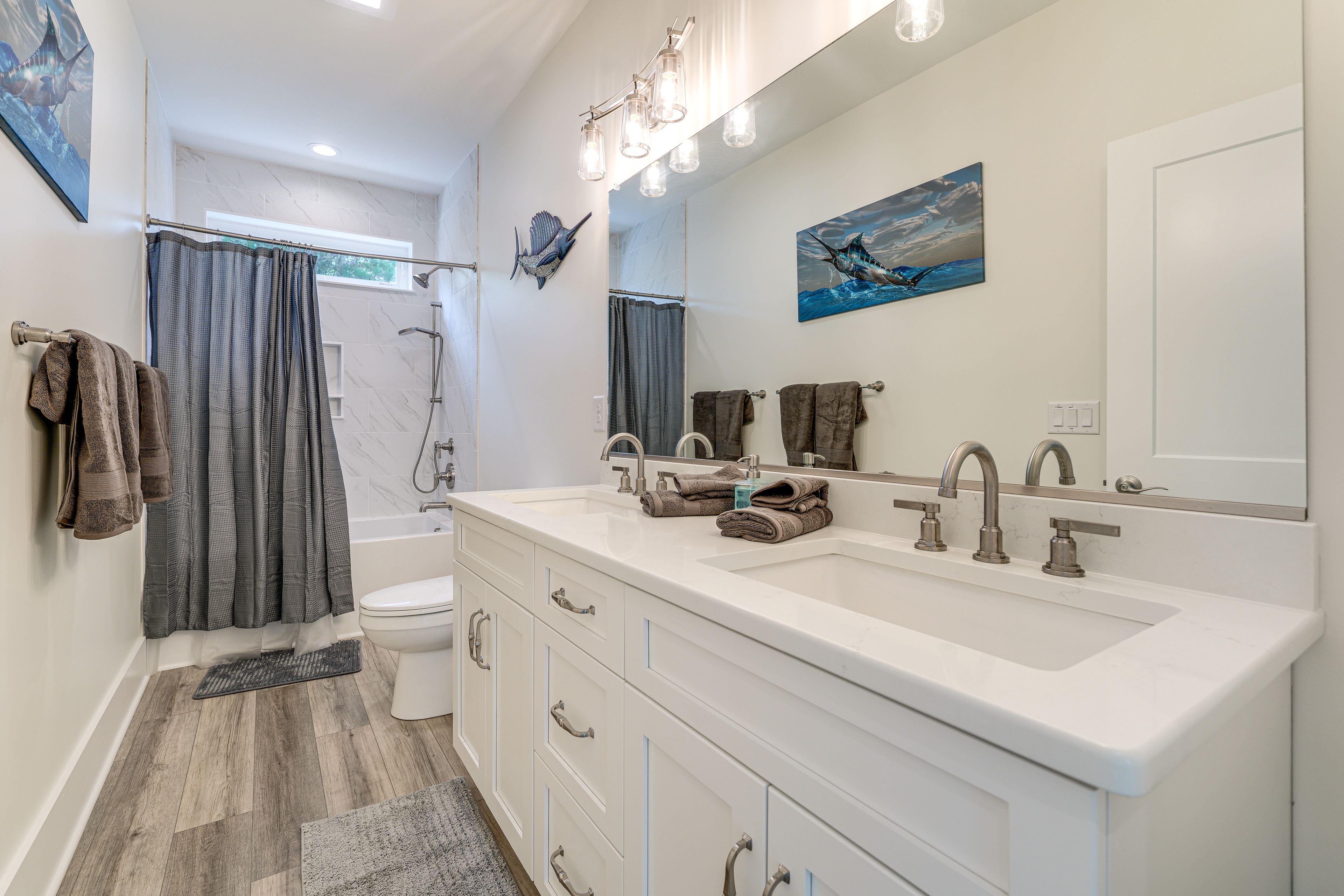 Full Bathroom | Lower Floor