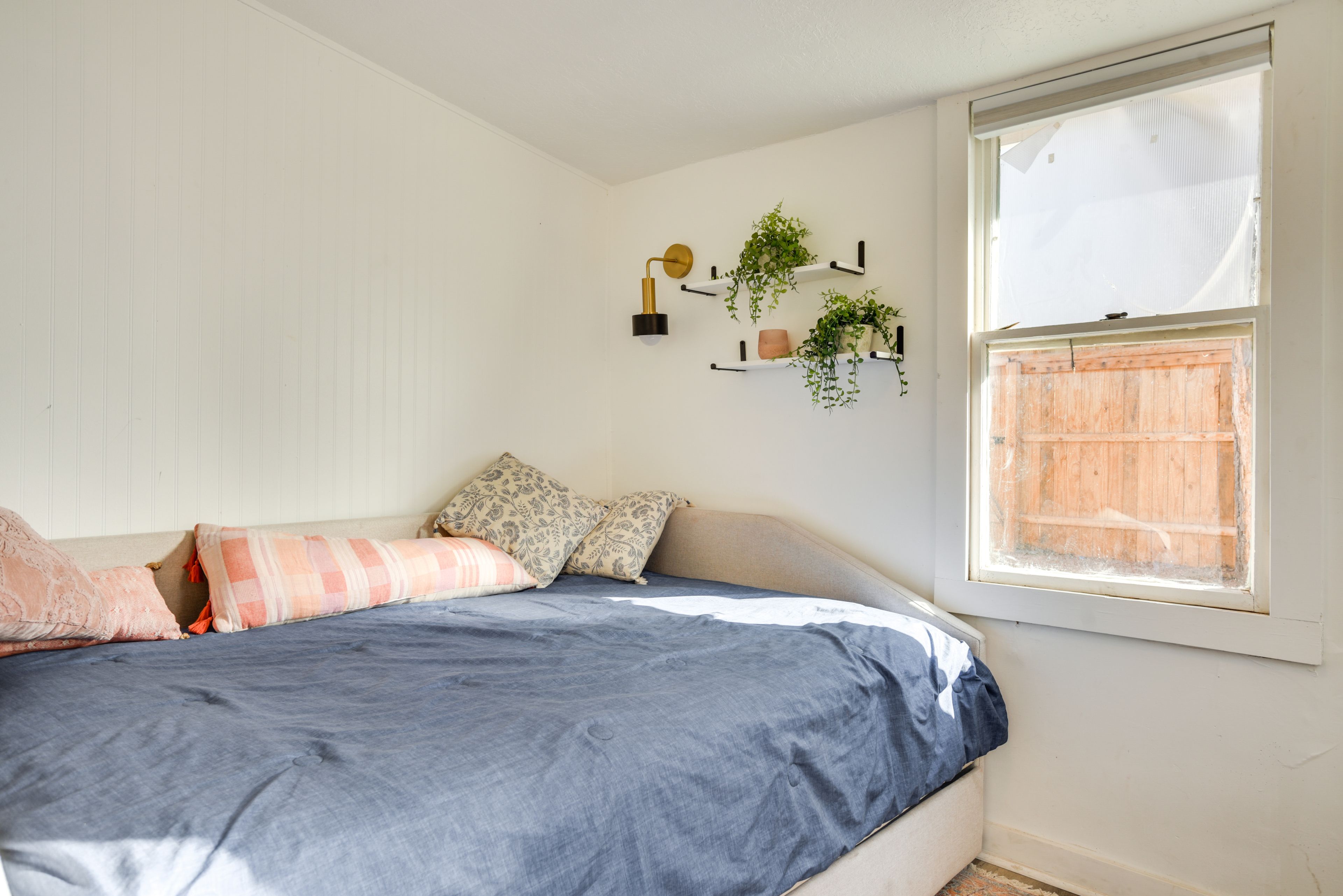 Studio | Full Daybed w/ Twin Trundle