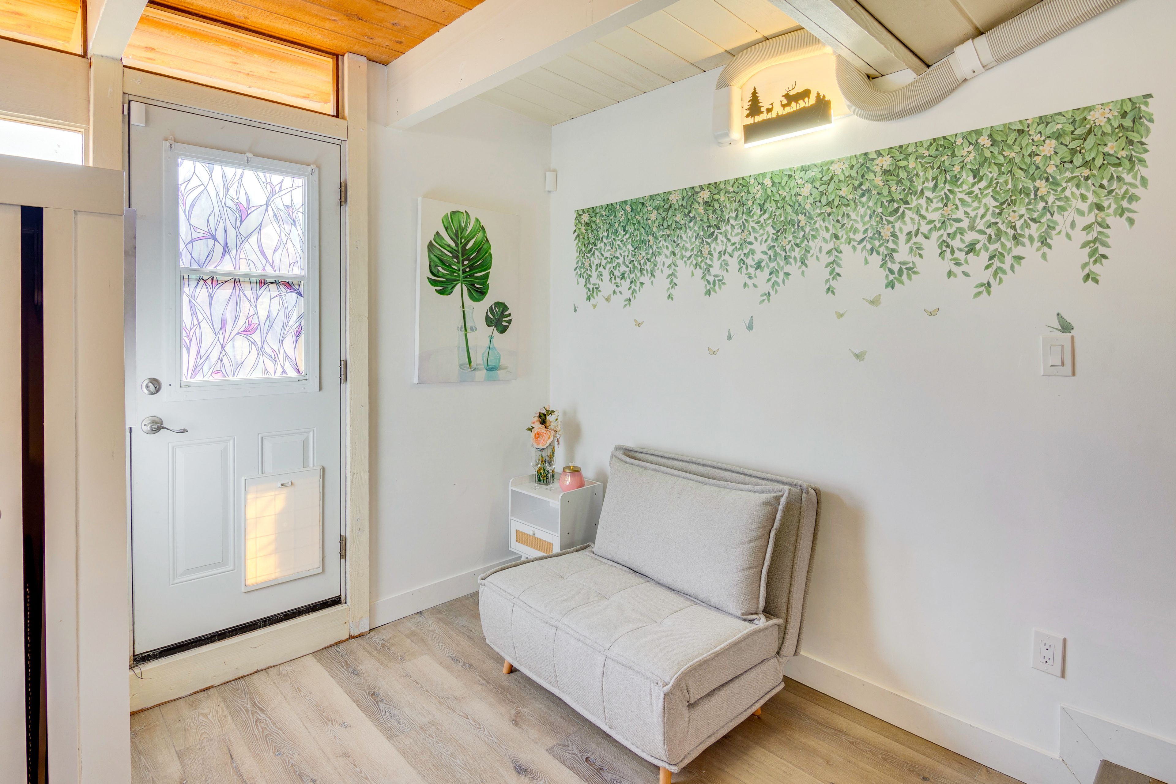 Studio | Private Entrance