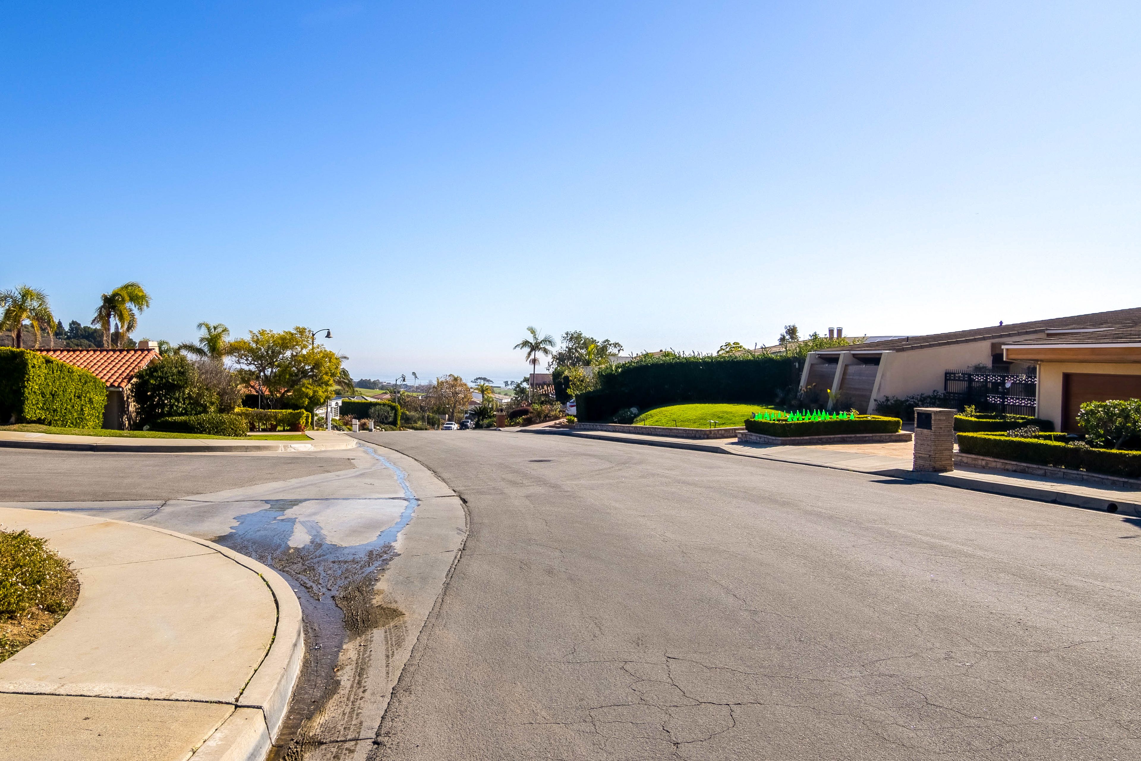 Surrounding Neighborhood