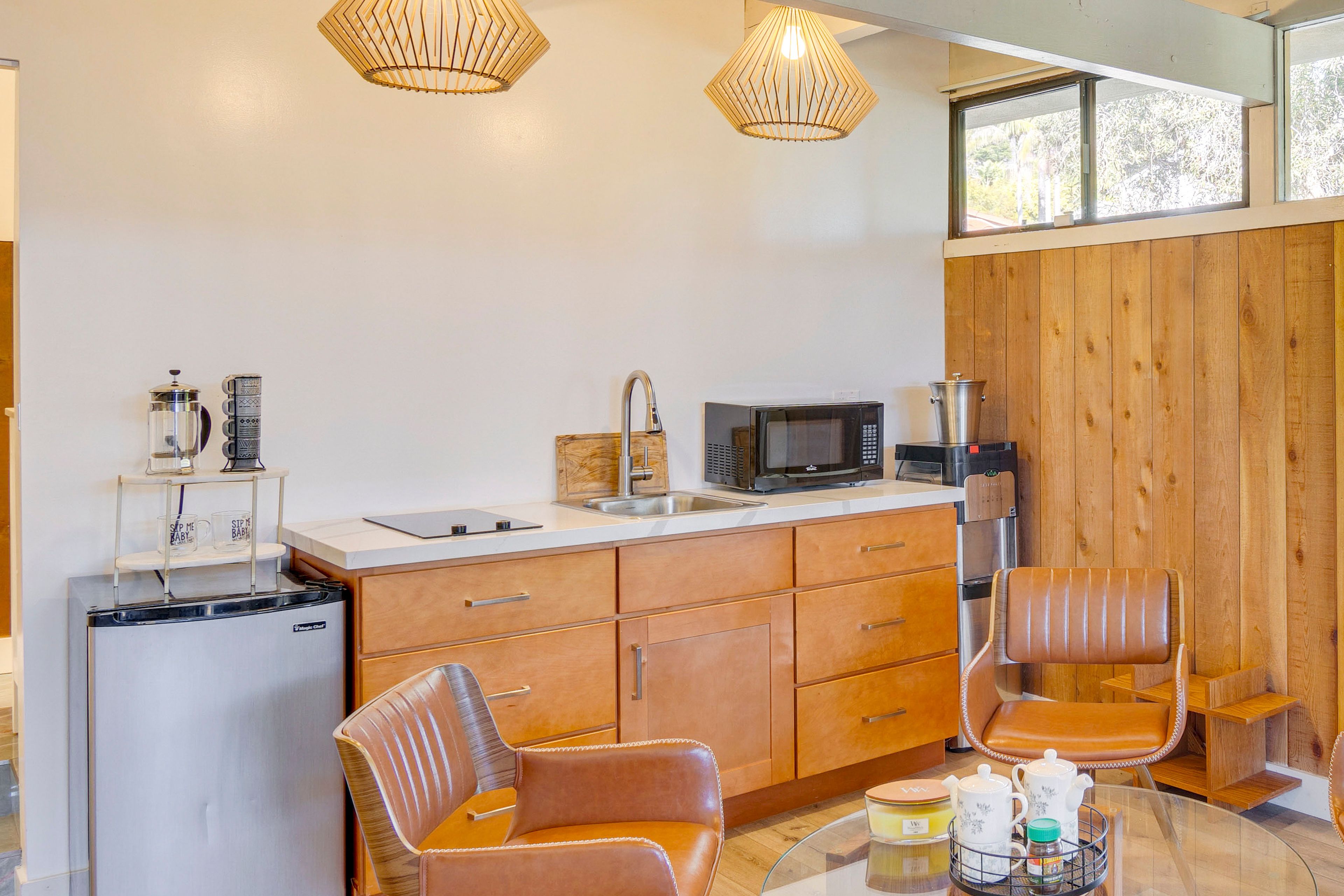 Kitchenette | Cooking Basics Supplied