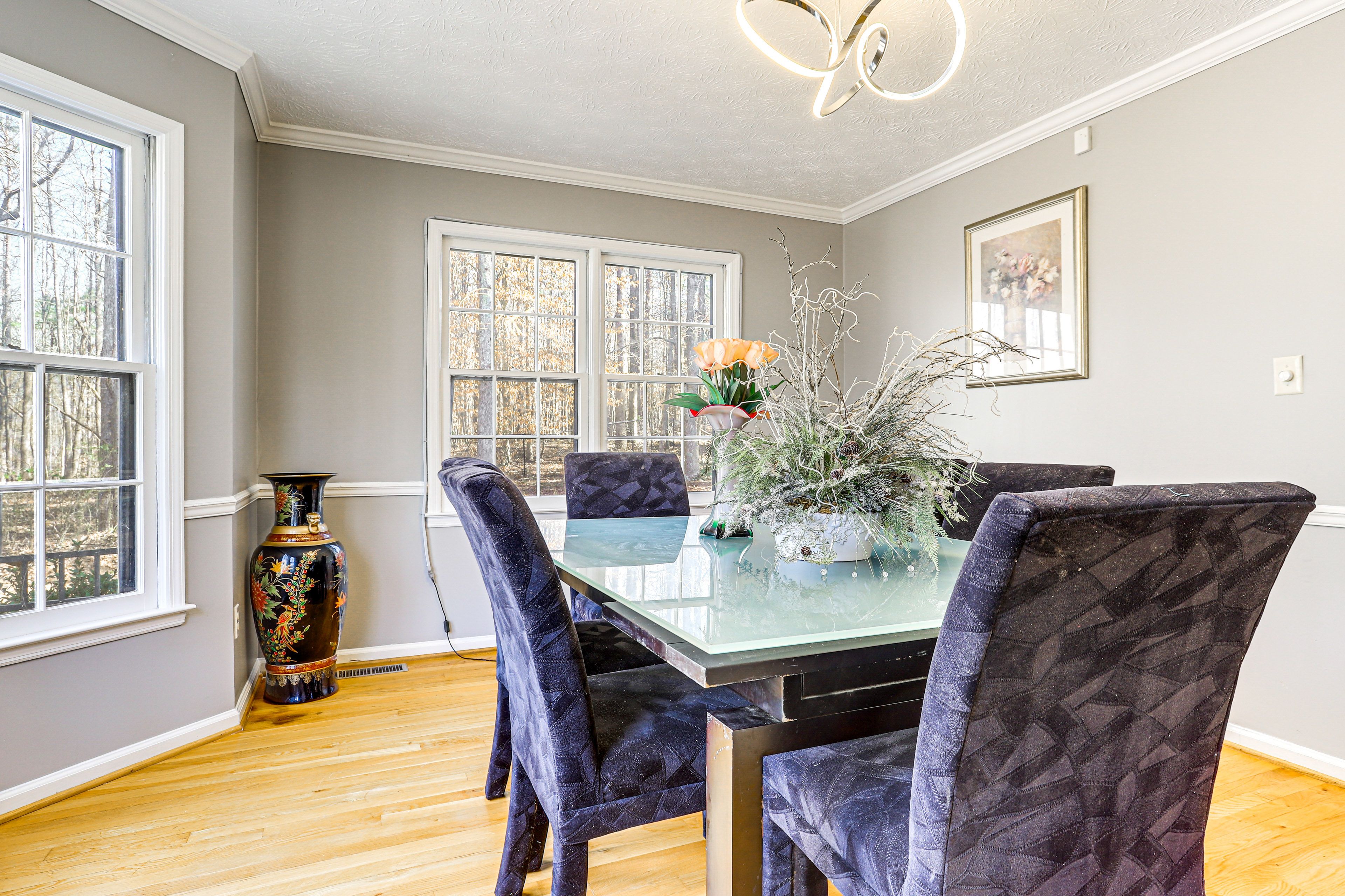 Dining Area | 1st Floor | Dishware/Flatware