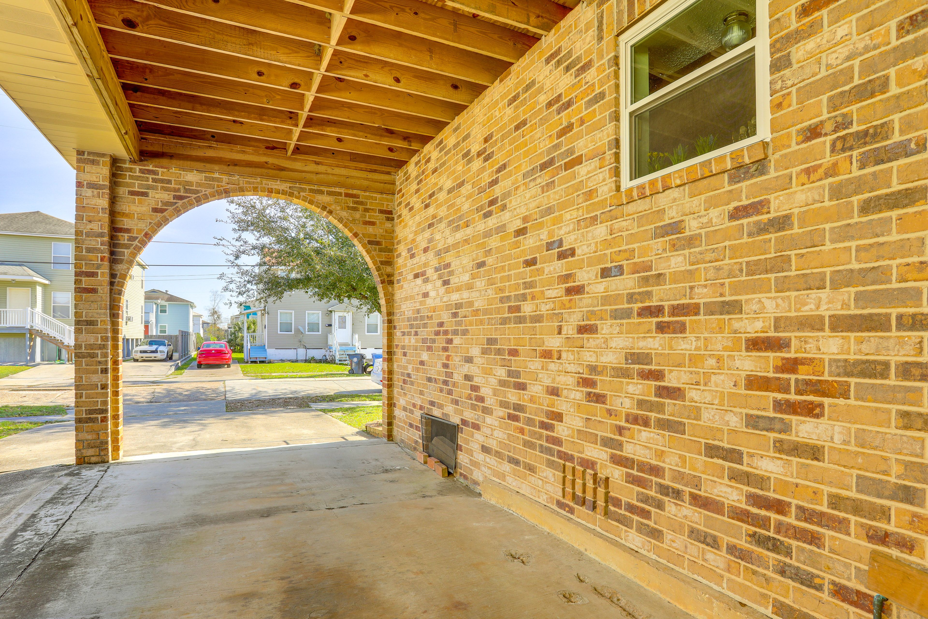 Parking | Driveway (2 Vehicles) | Carport (1 Vehicle) | Free Street Parking