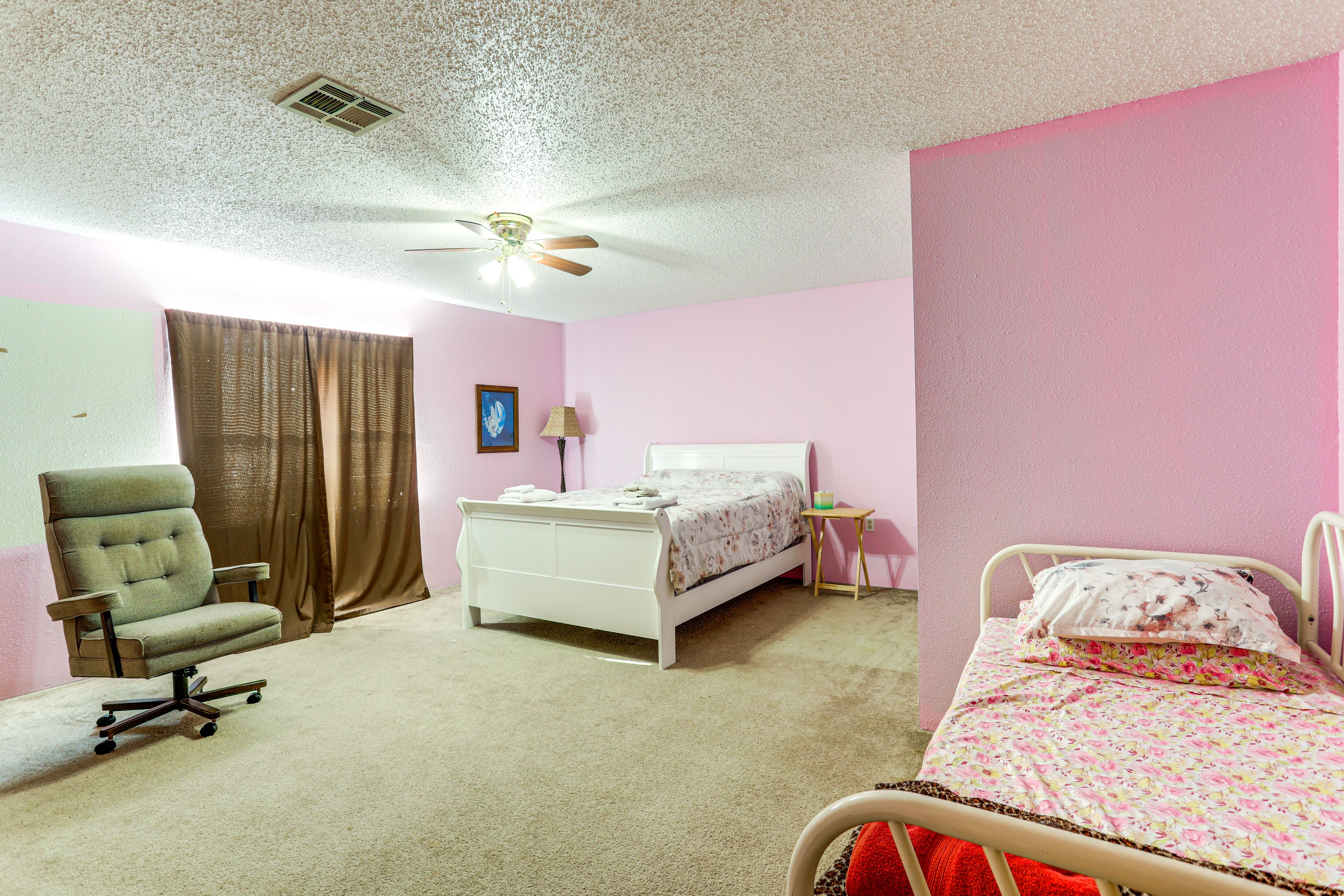 Bedroom 4 | 2nd Floor | Queen Bed | Twin Bed | Linens Provided