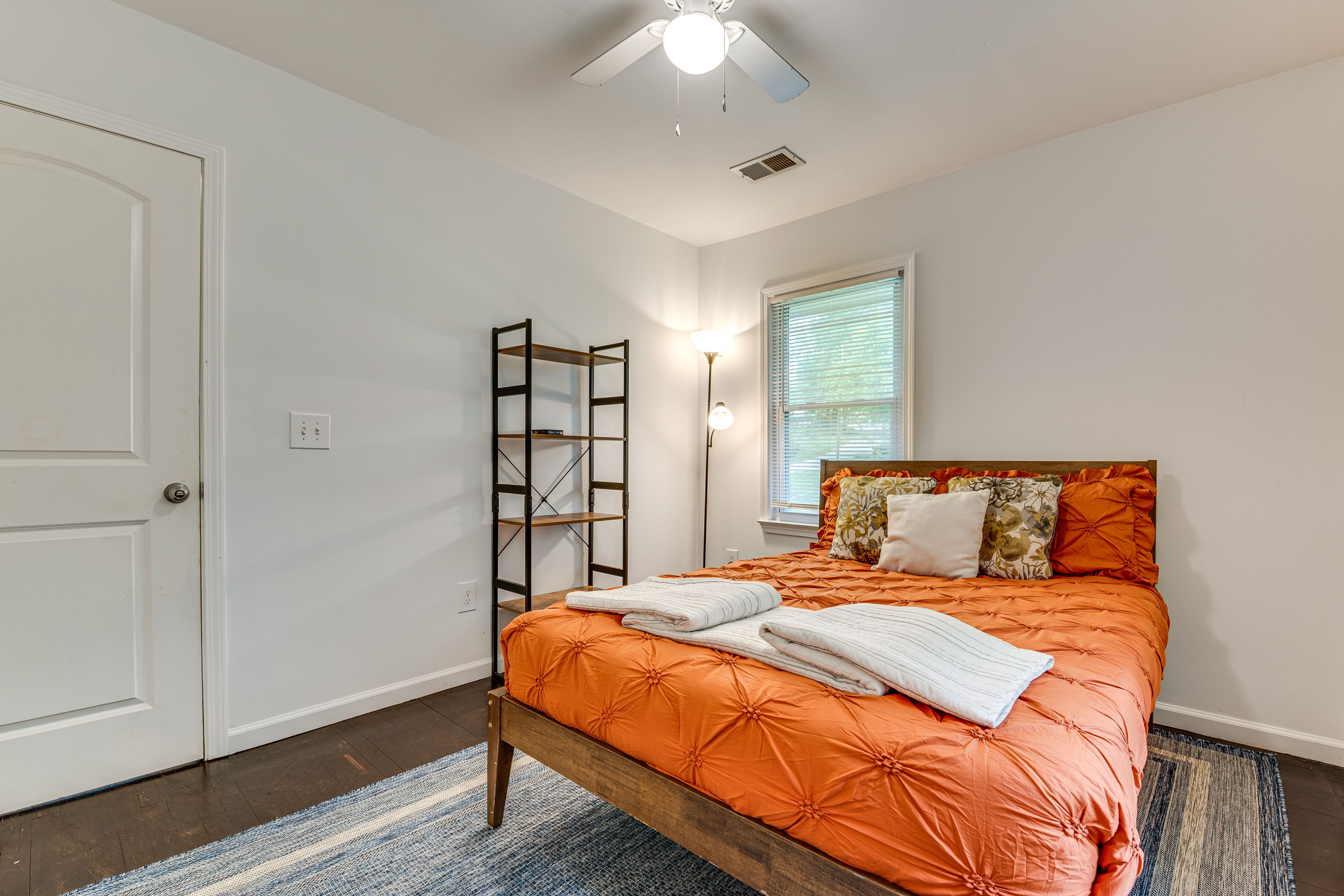 Bedroom 2 | Queen Bed | Linens Provided