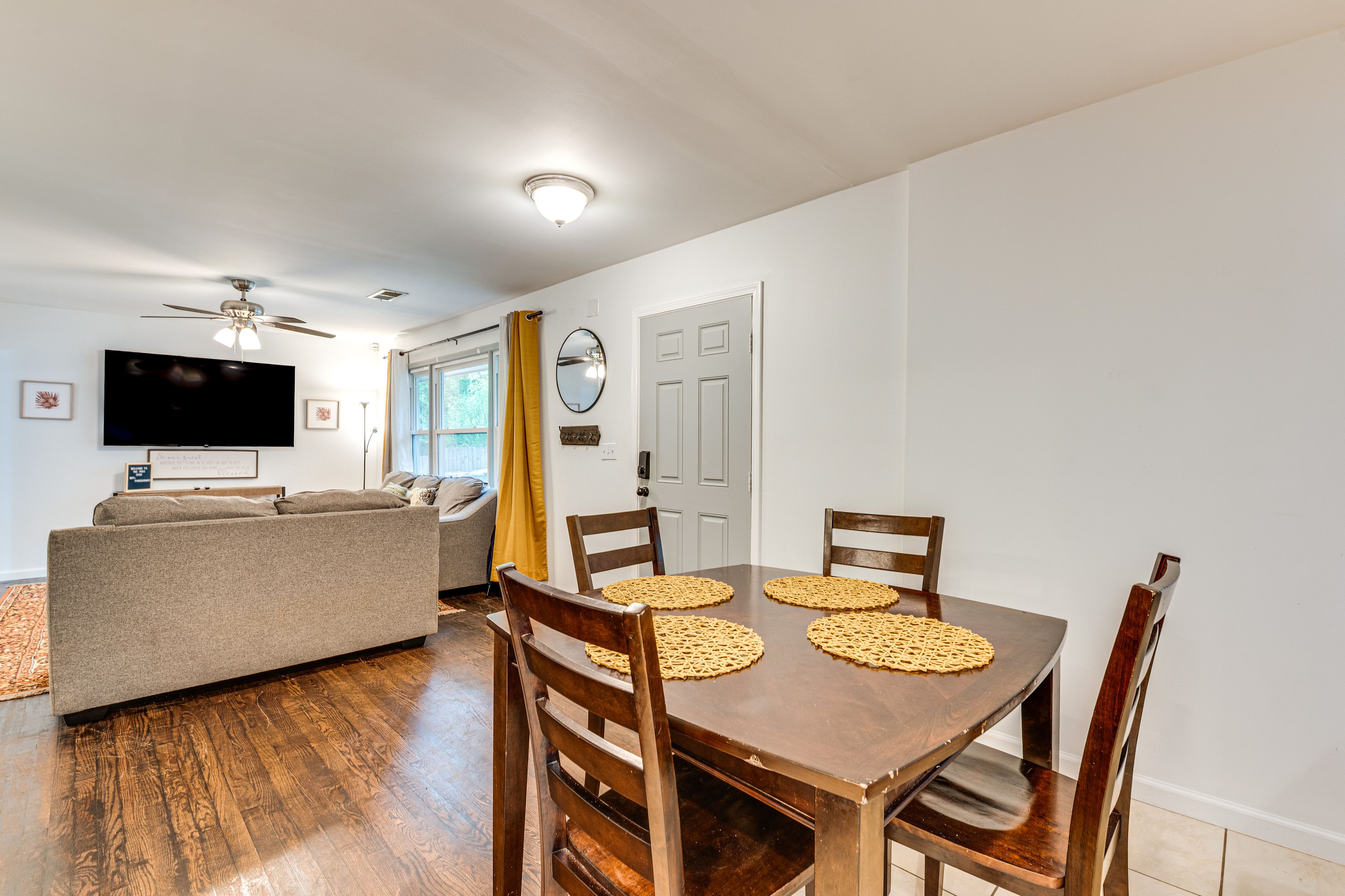 Dining Room | Dishware & Flatware