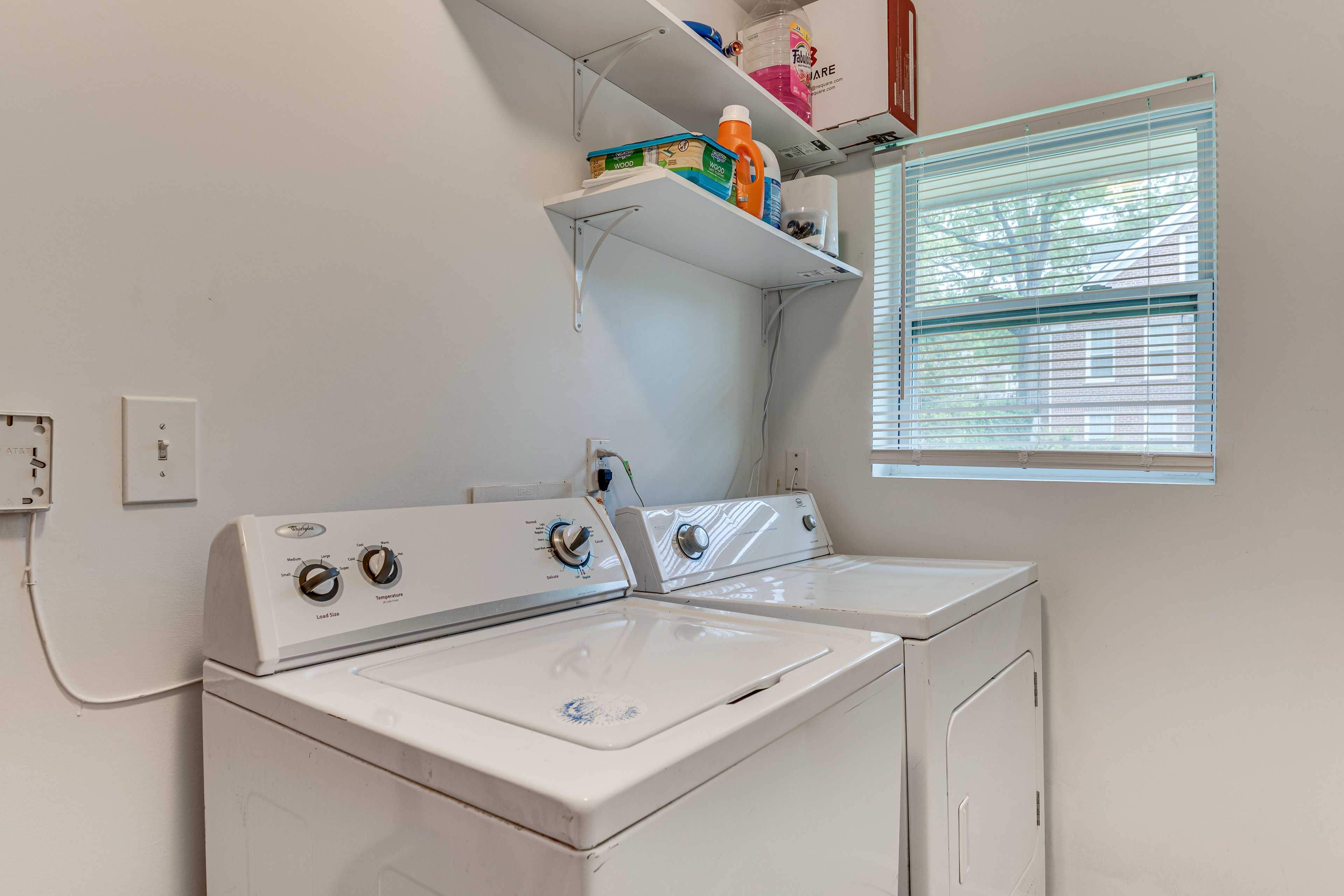 Laundry Room | Washer & Dryer