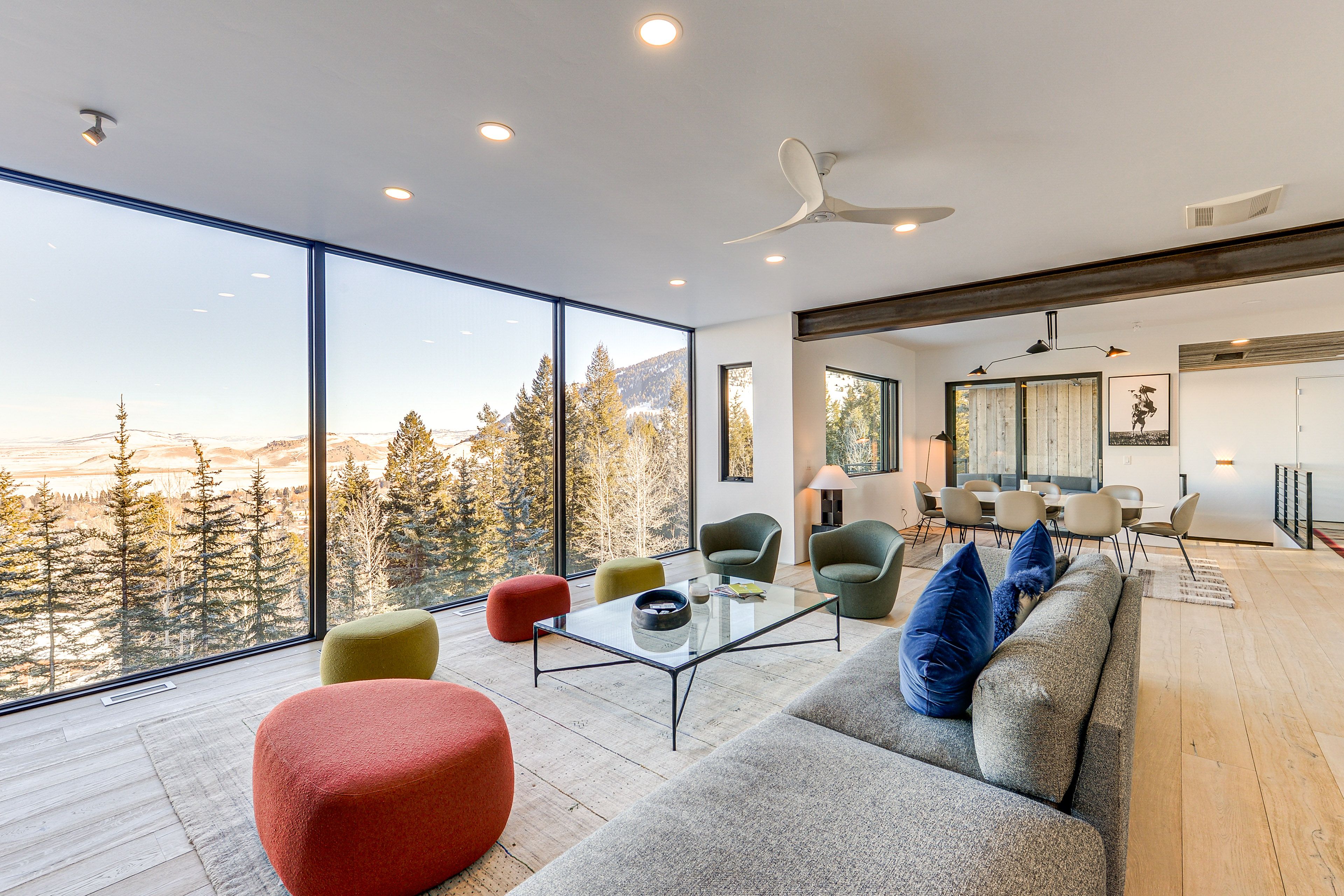 Living Room | 3rd Floor | Smart TV | Fireplace | Central Heating & A/C