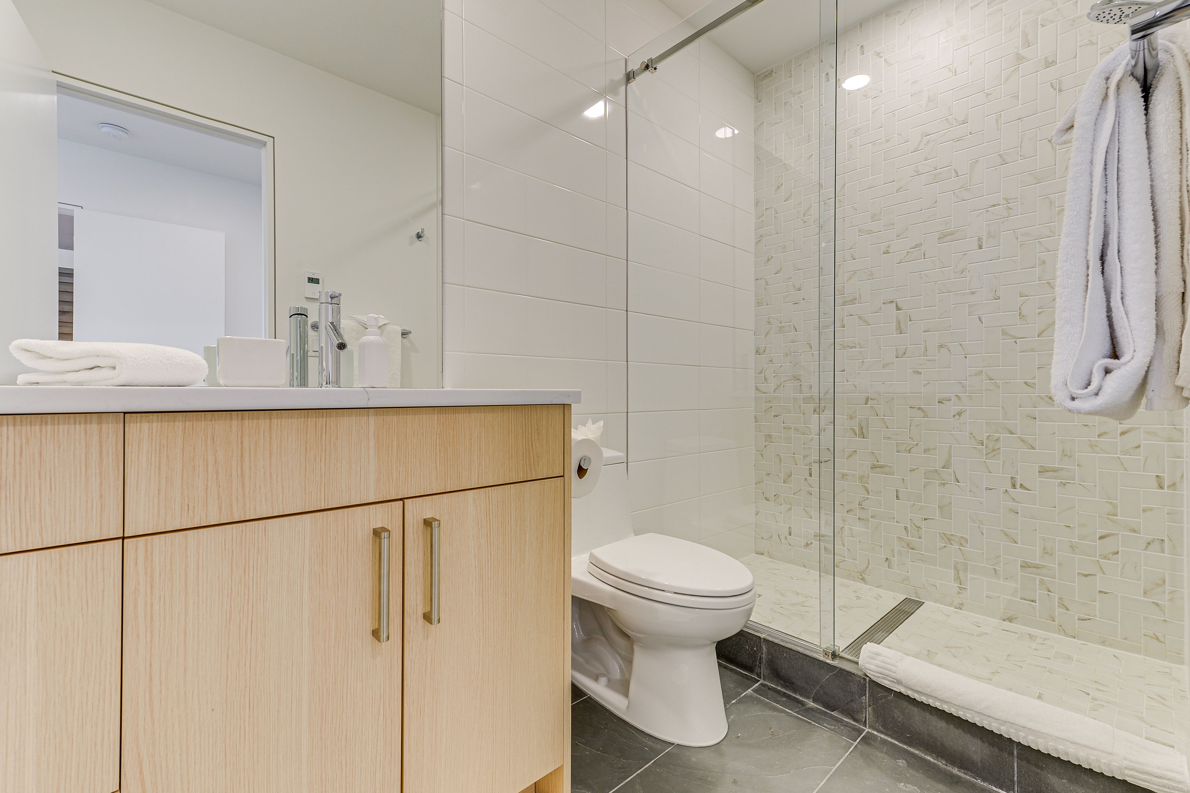 En-Suite Bathroom | 1st Floor