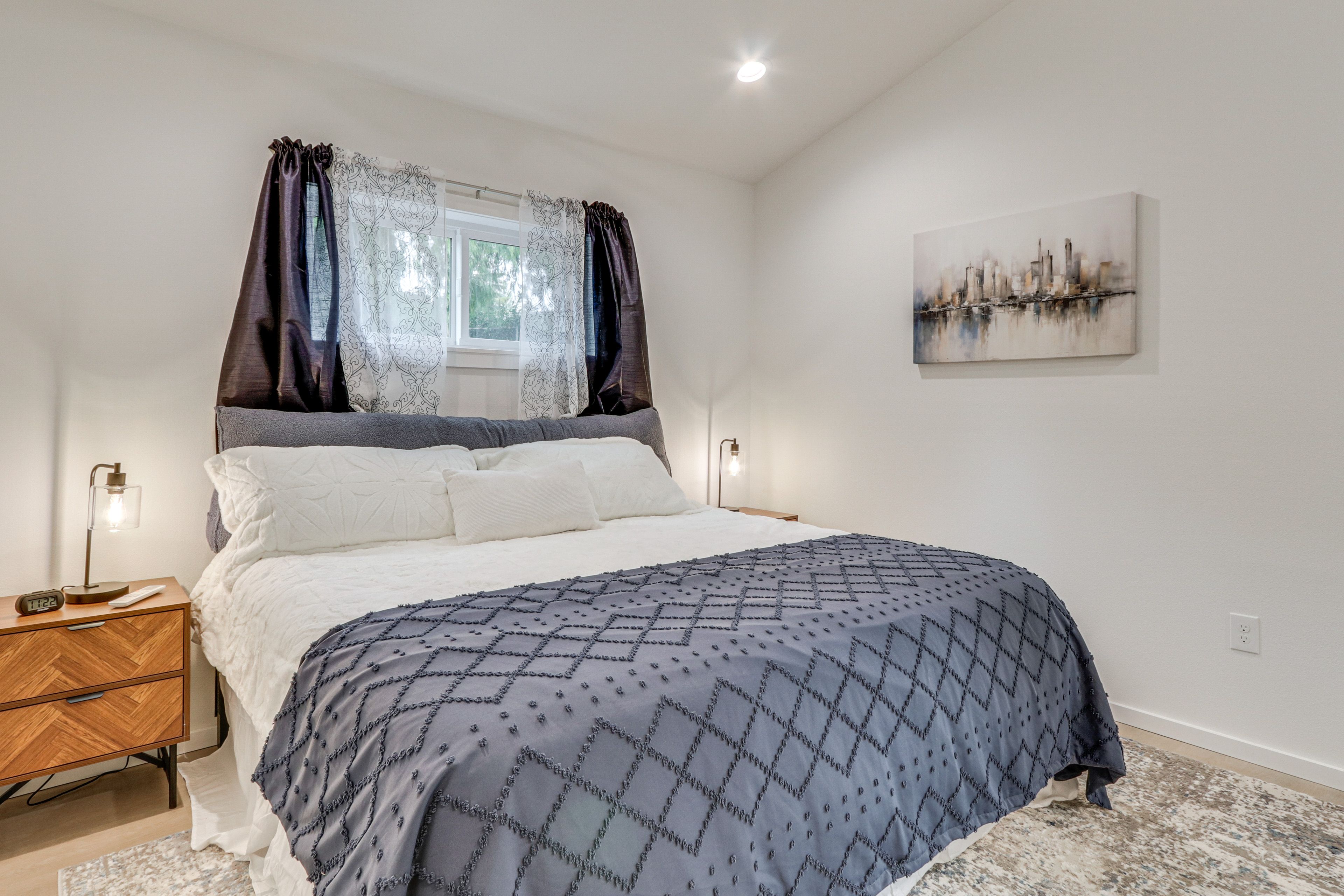 Bedroom 2 | King Bed | Twin Futon | 2nd Floor
