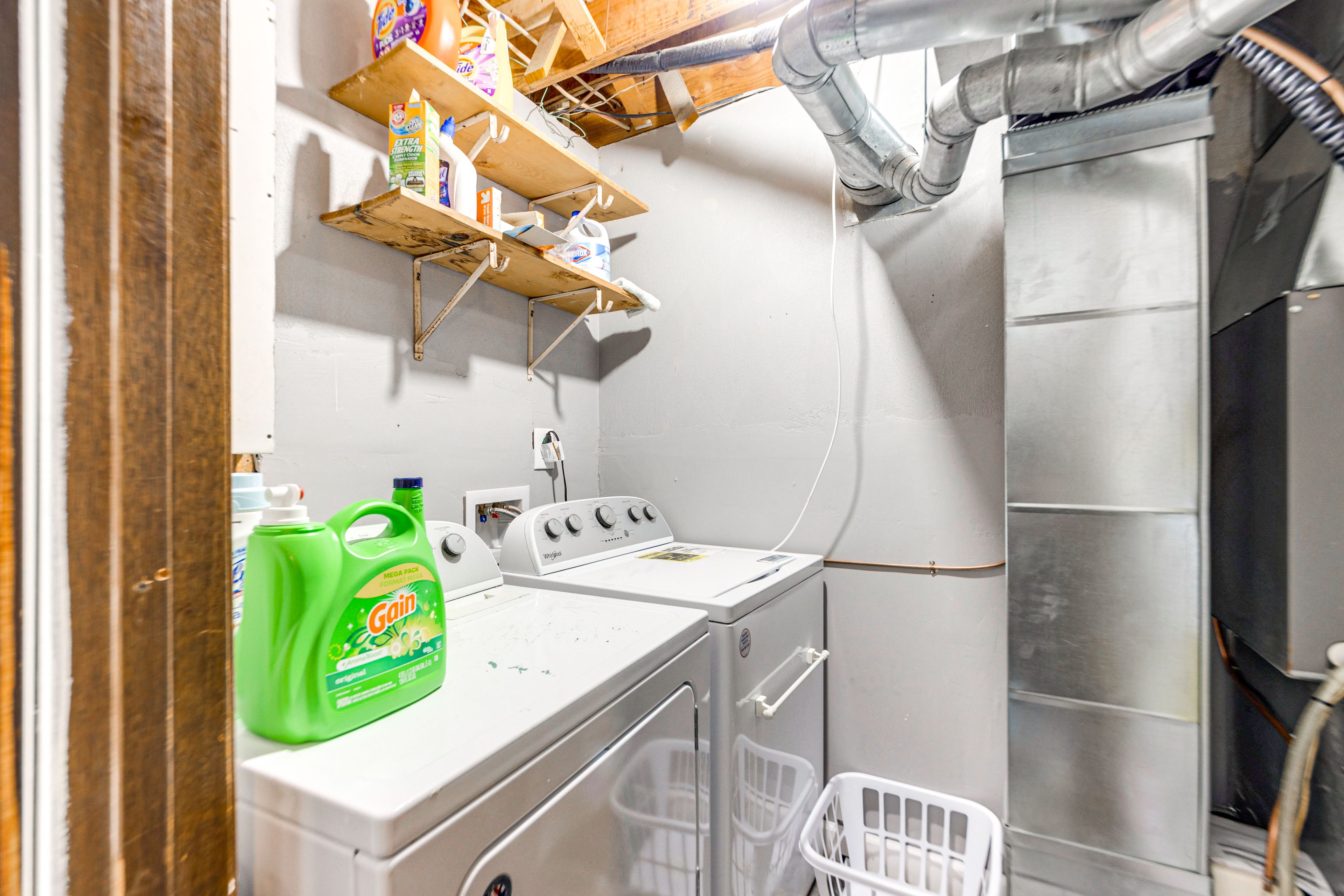 Laundry Room | Lower Level