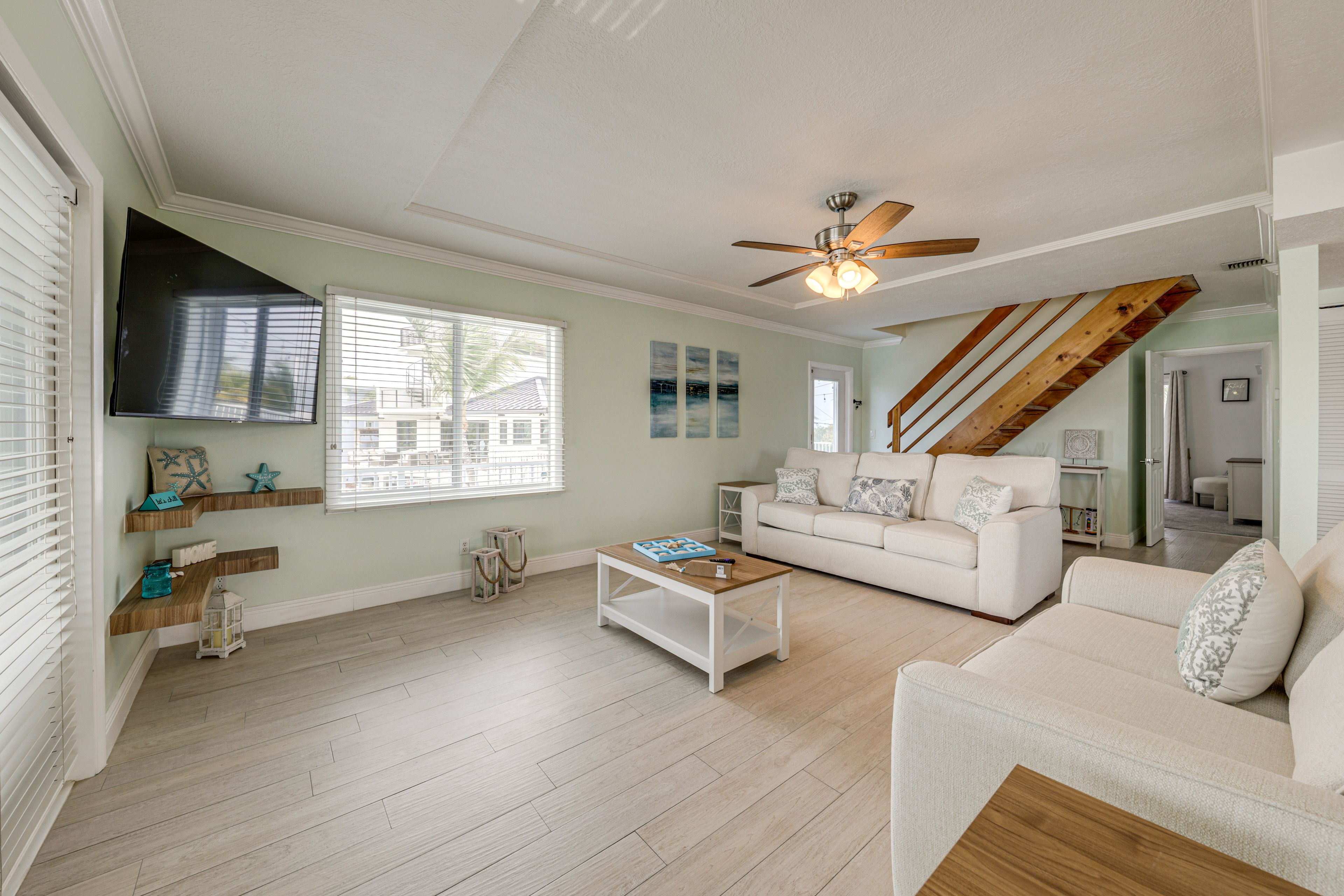 Living Area | Queen Sleeper Sofa | Flat-Screen TV | Main Floor