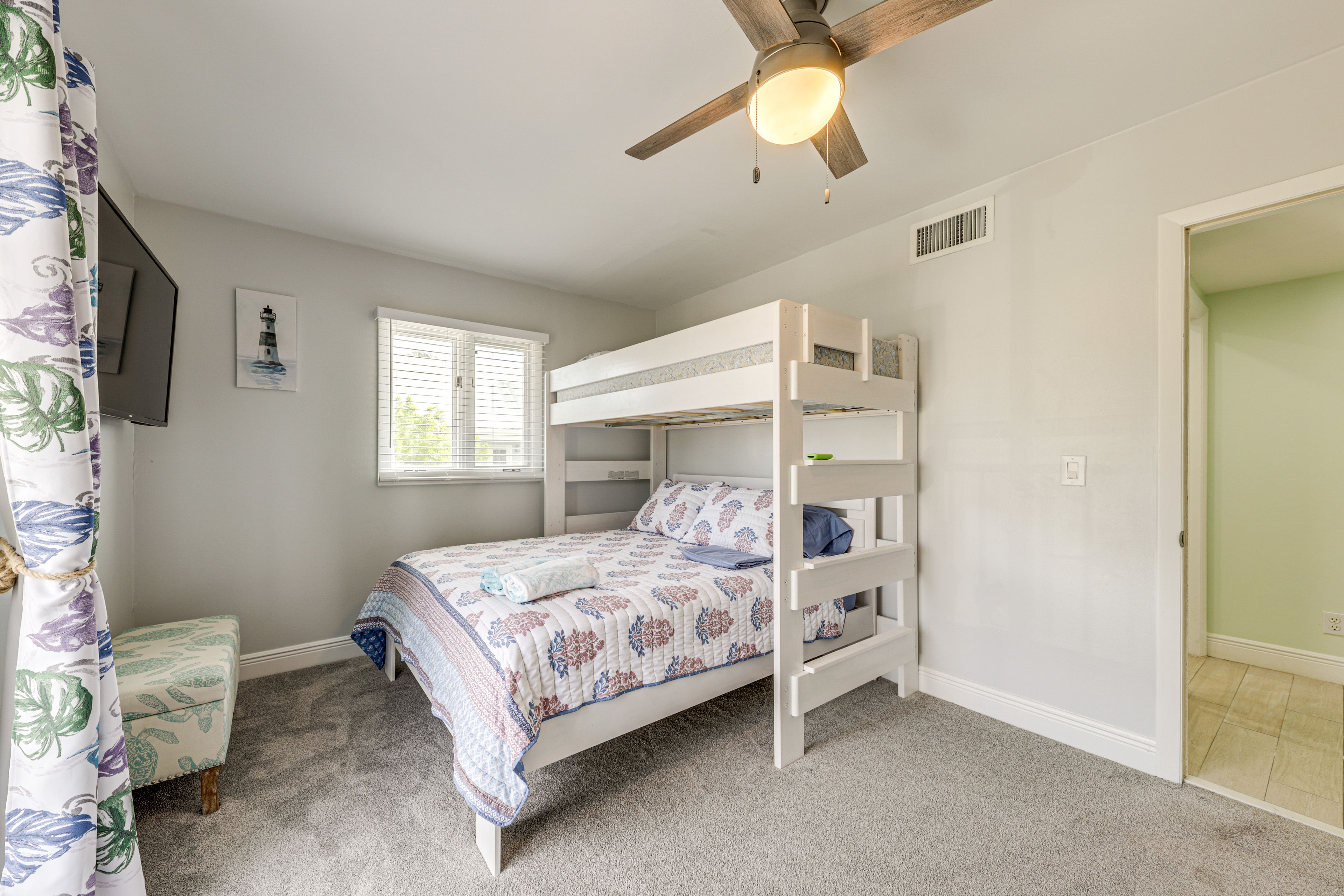 Bedroom 1 | Queen Bed | Lofted Twin Bed | Flat-Screen TV | Main Floor