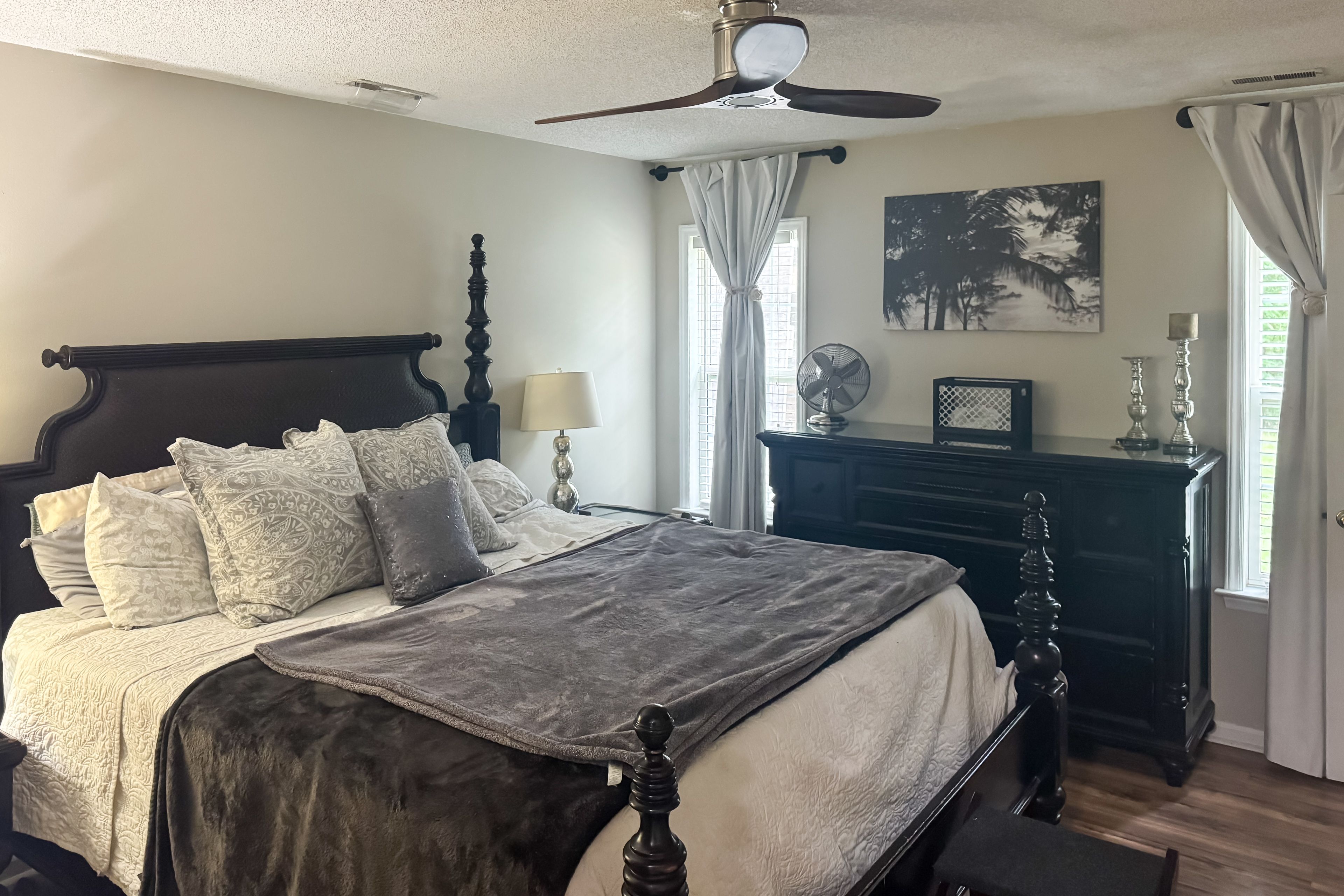 Bedroom 1 | California King Bed | Smart TV | En-Suite Bathroom | 1st Floor
