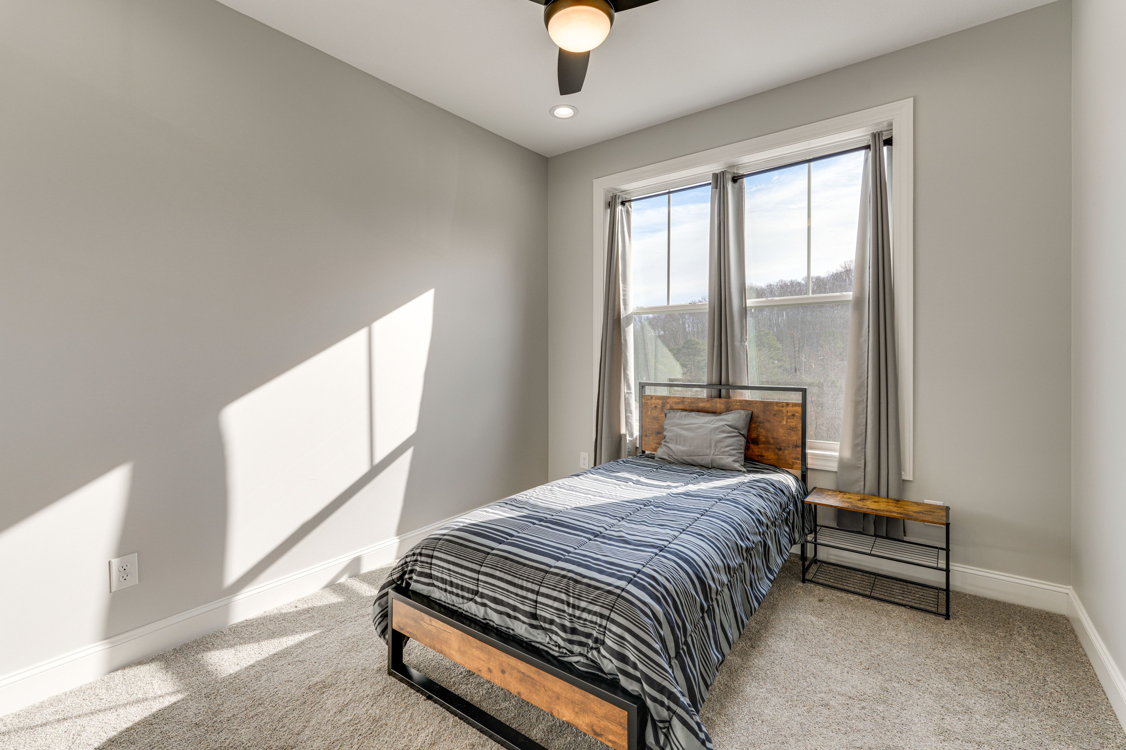 Bedroom 3 | Twin Bed