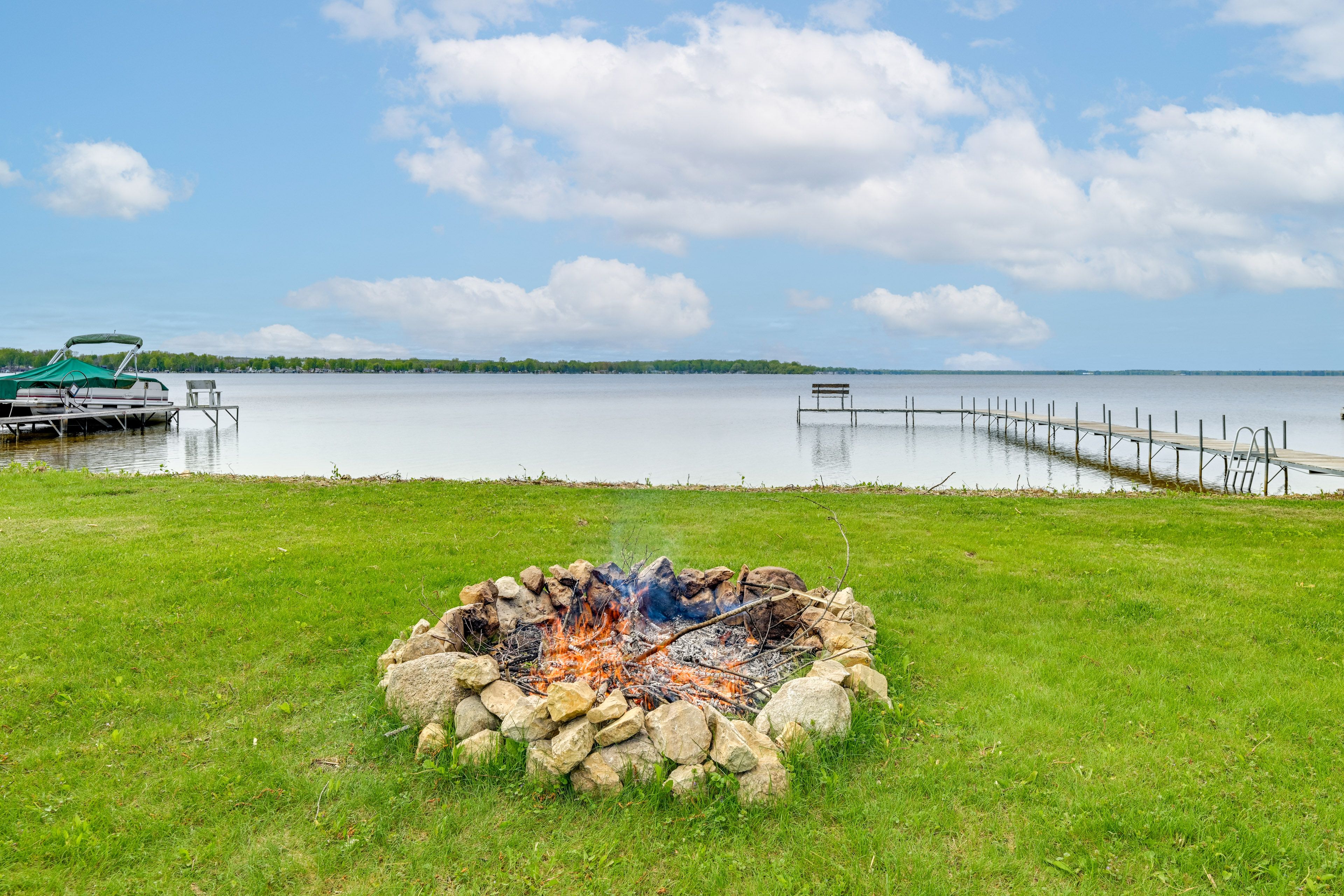 Cecil Vacation Rental | 3BR | 2BA | 1,500 Sq Ft | Stairs Required