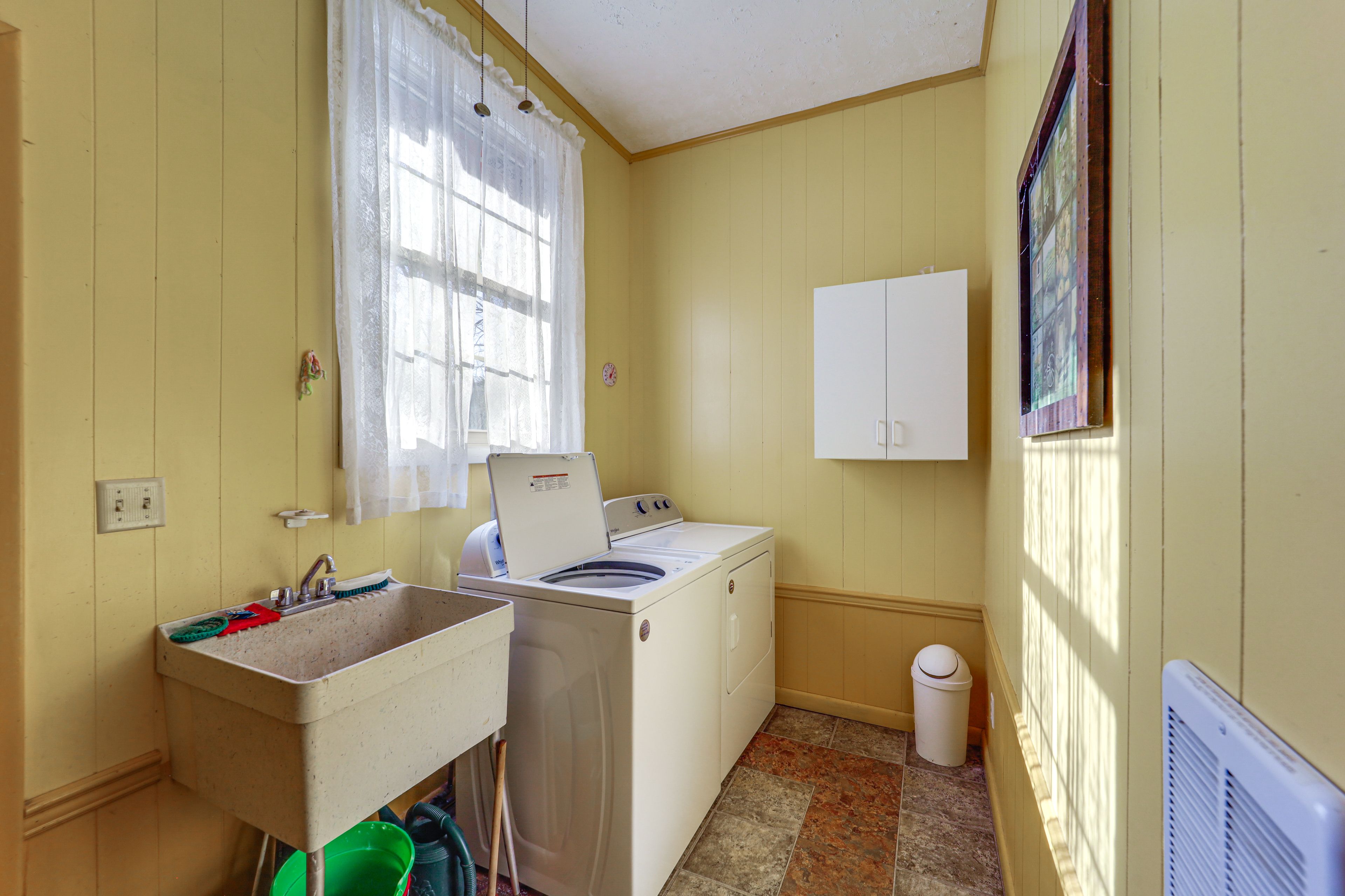 Laundry Room | Main Level | Washer & Dryer