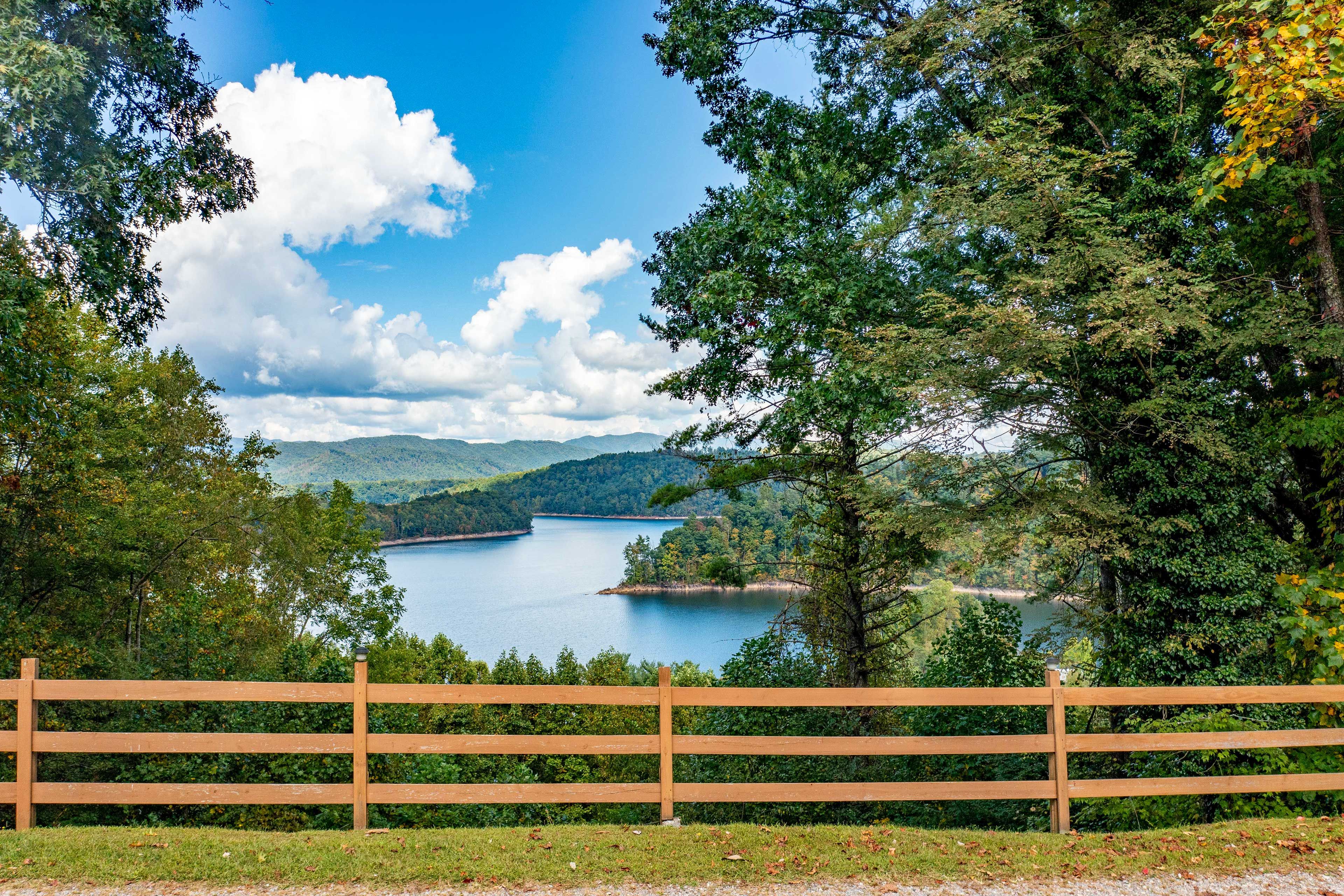 Butler Vacation Rental | 3BR | 2.5BA | 5 Steps to Enter | 1,338 Sq Ft