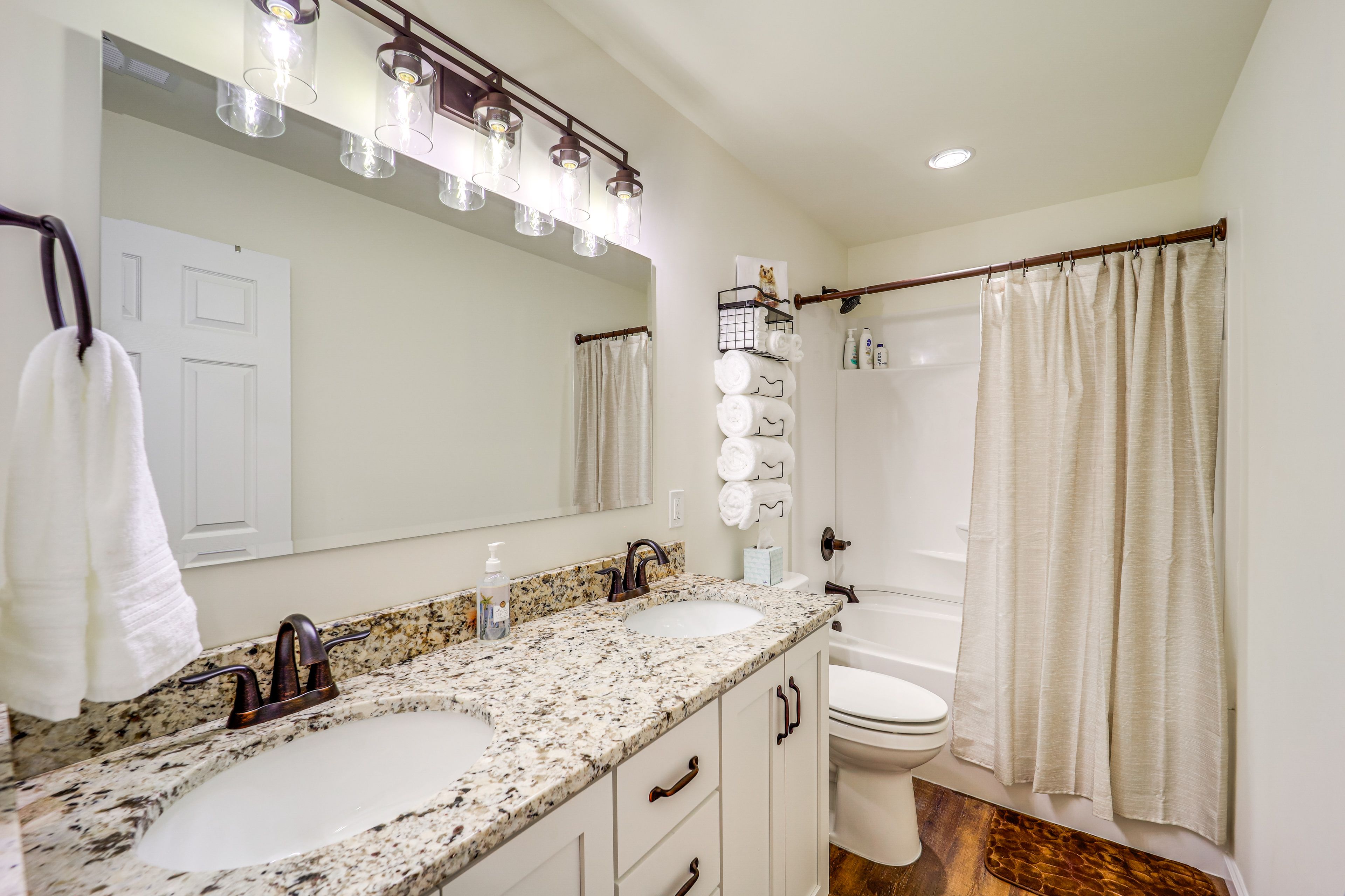 Full Bathroom | Lower Level