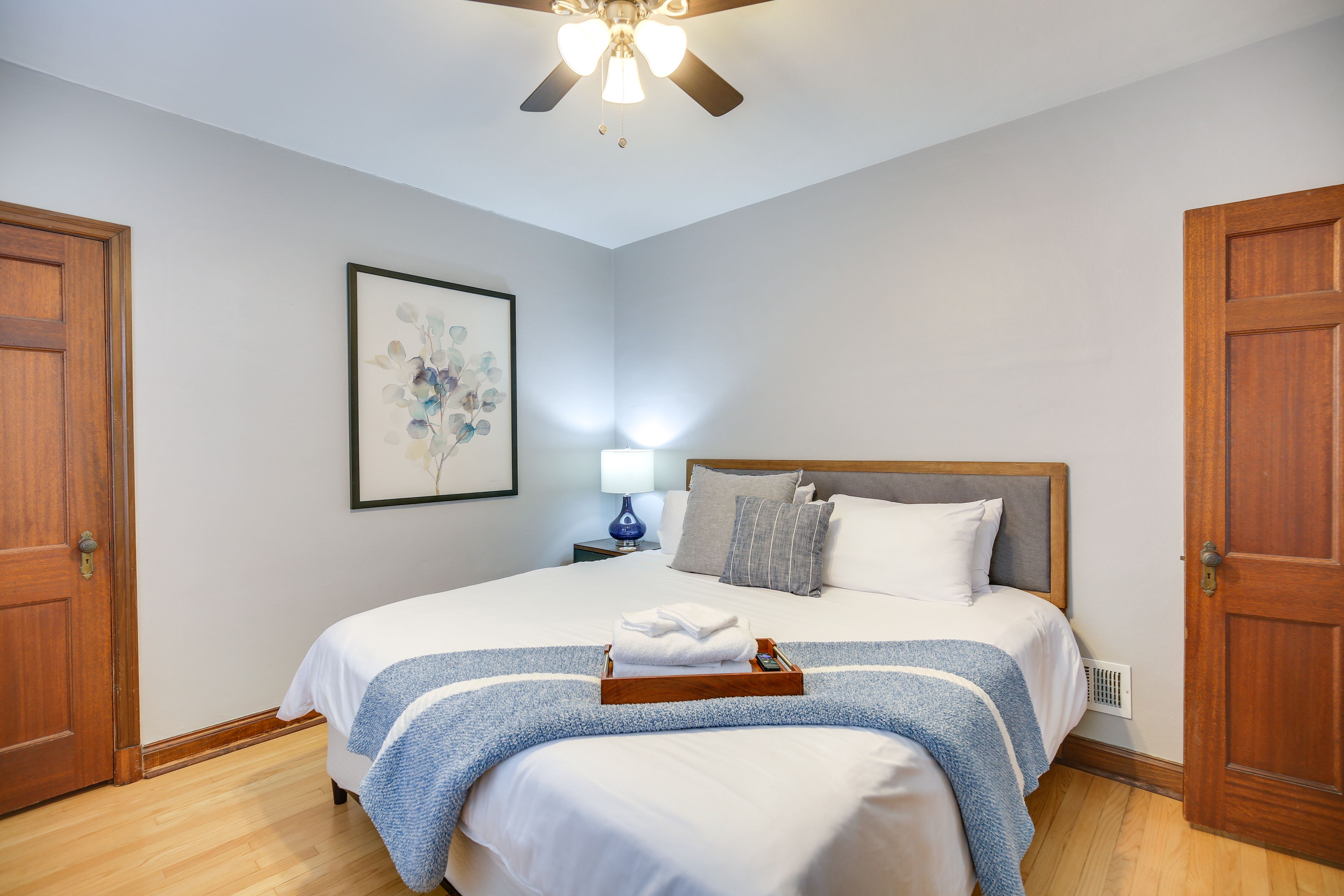 Bedroom 1 | King Bed | Smart TV | Main Floor