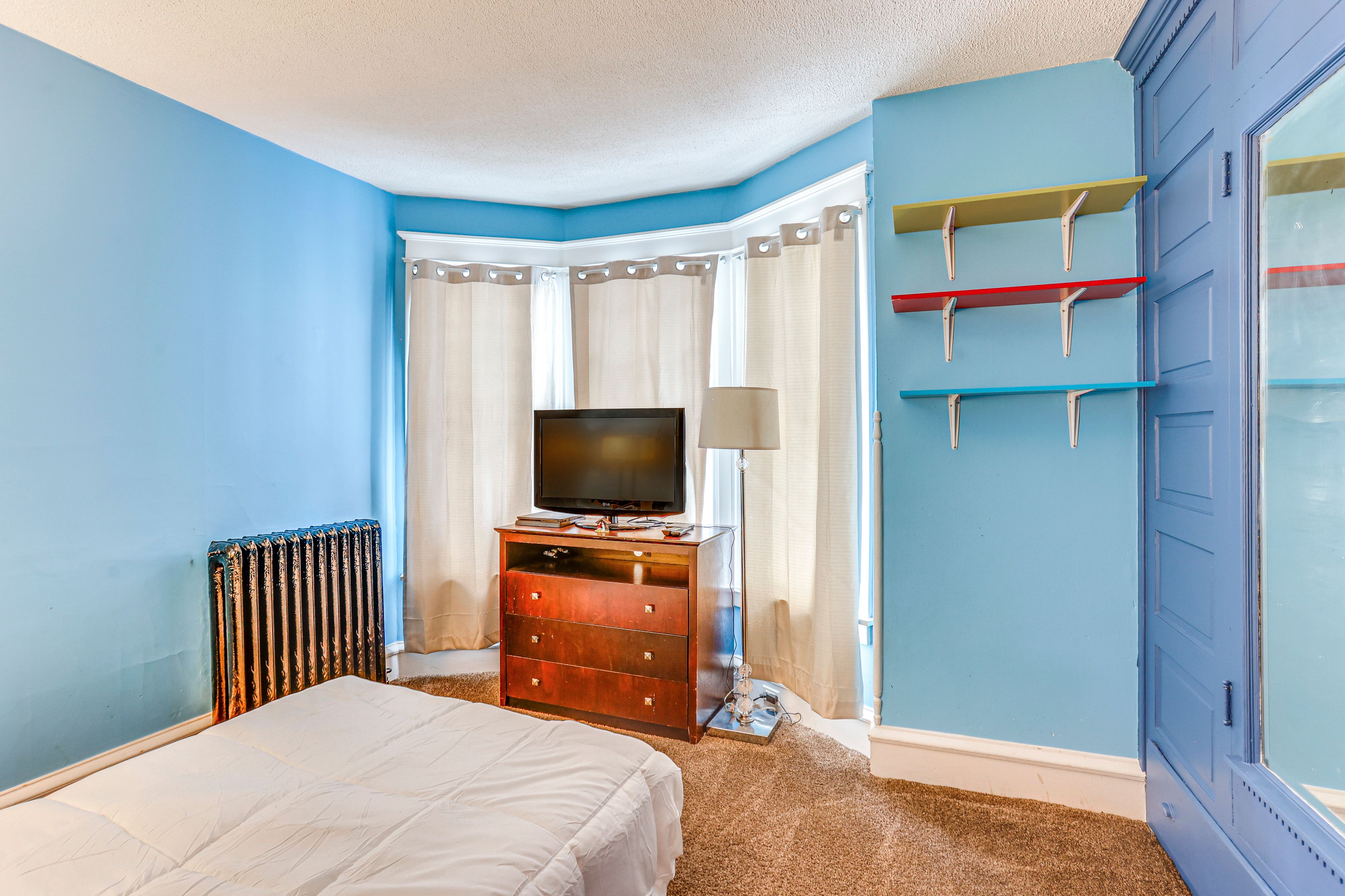 Bedroom 2 | Full Bed | 2nd Floor