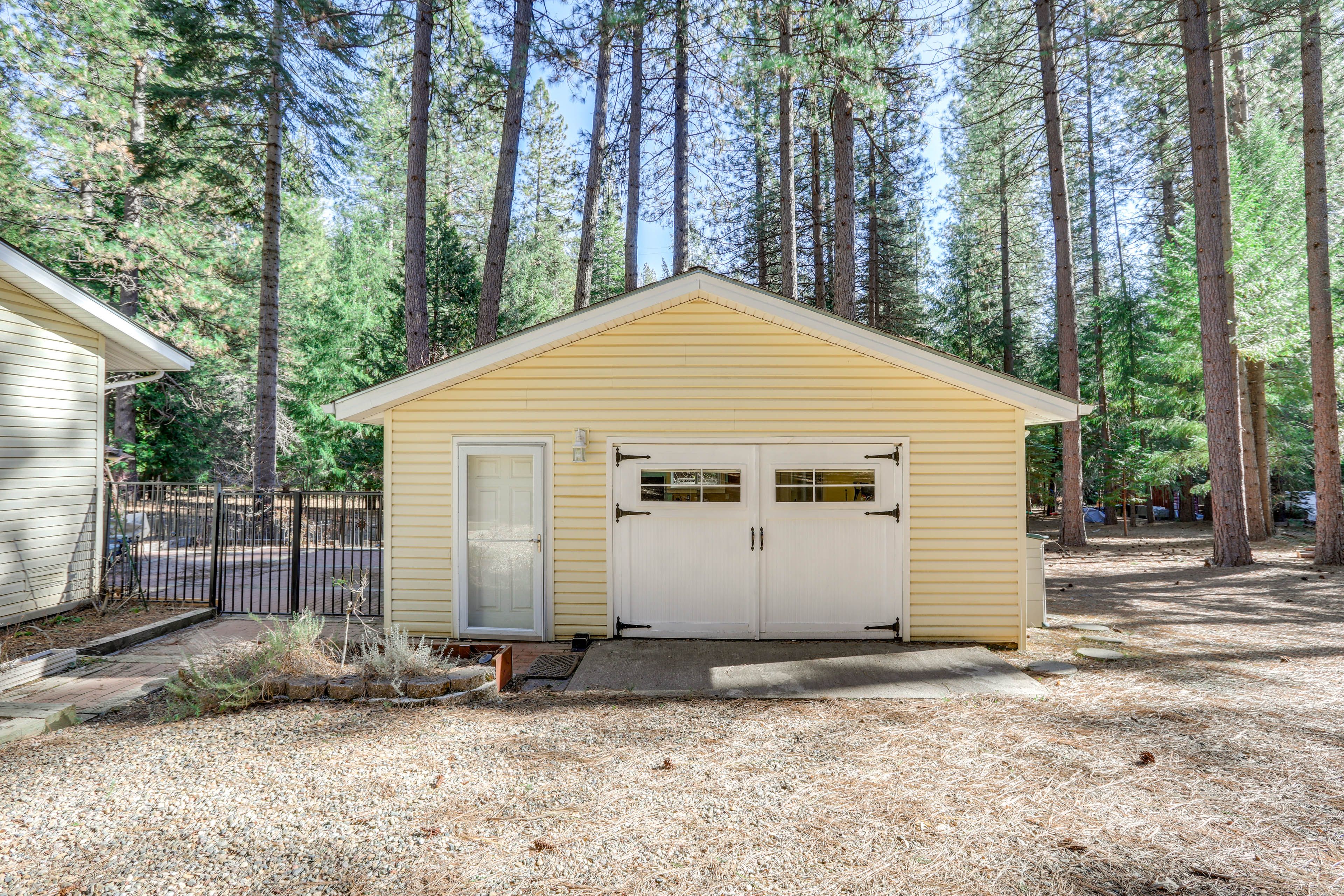 Property Exterior | Free Street Parking (2 Vehicles)