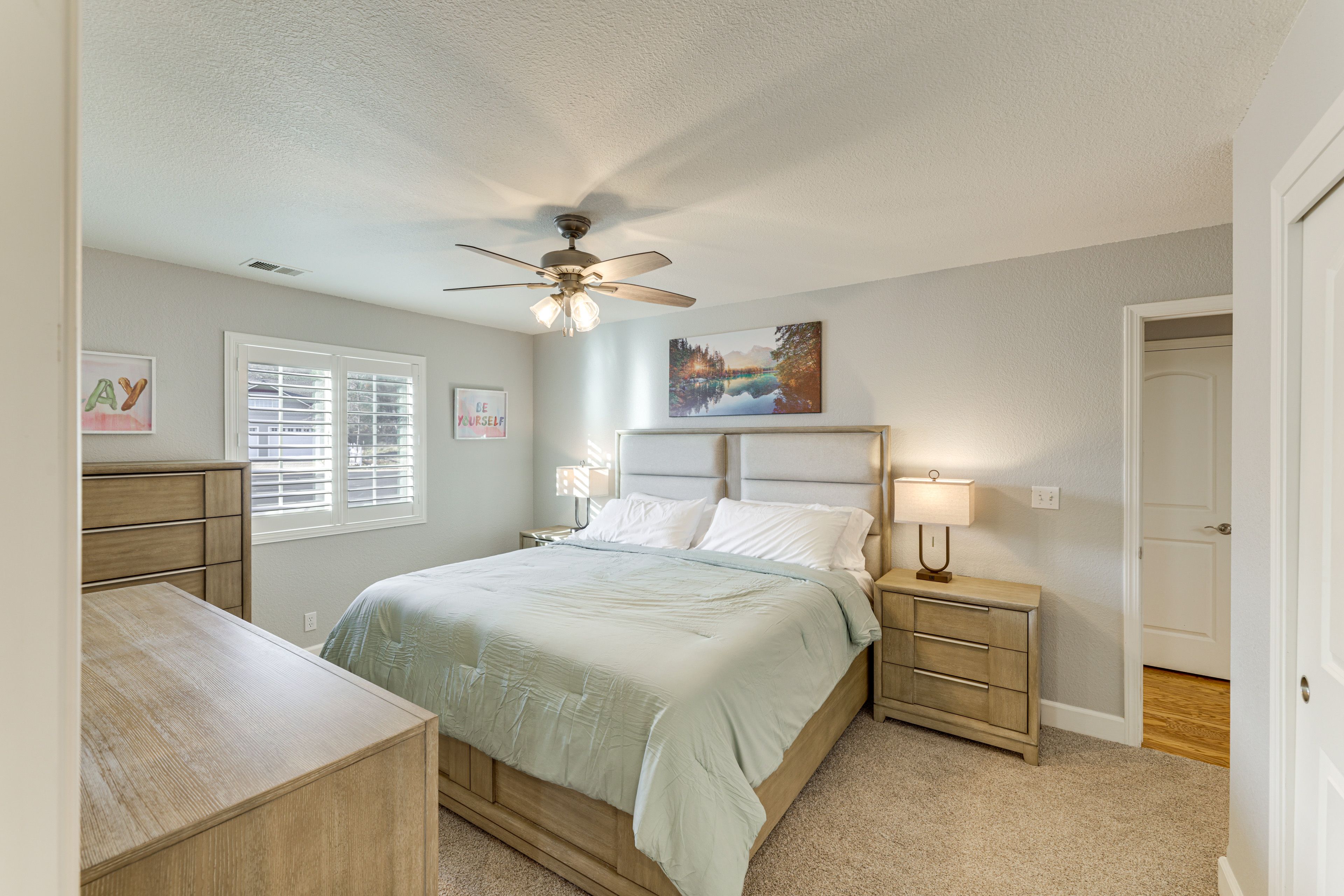 Bedroom 2 | King Bed