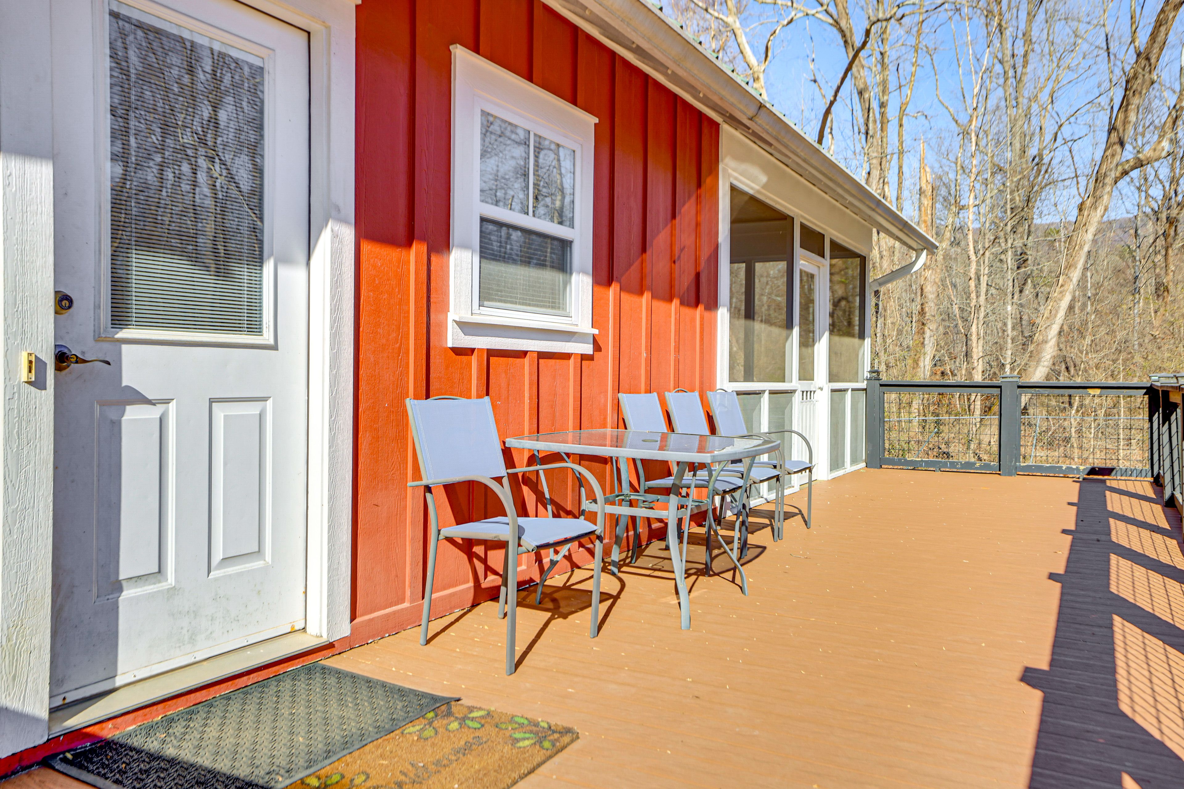 Exterior | Furnished Deck