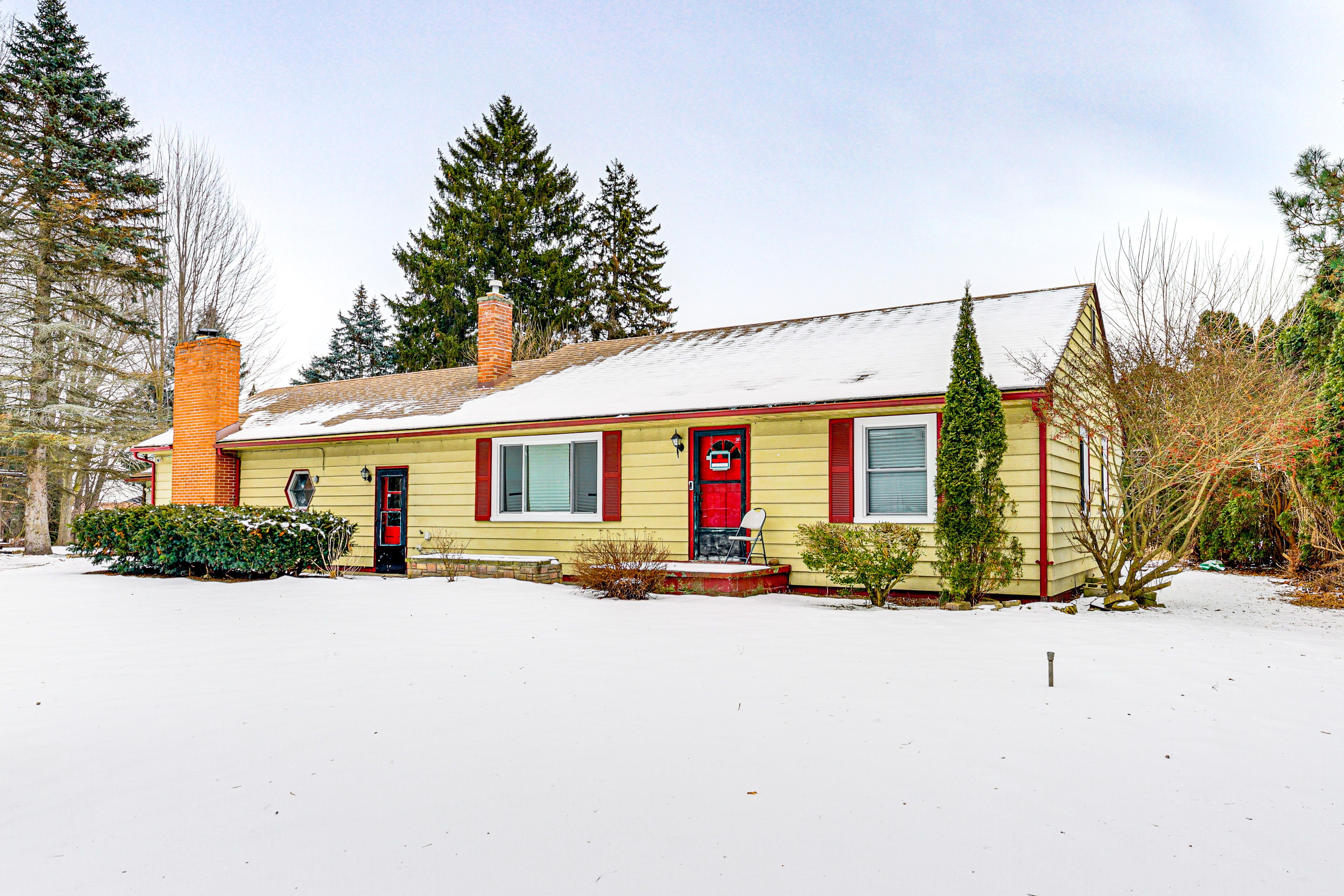 Property Exterior | Single-Story Home