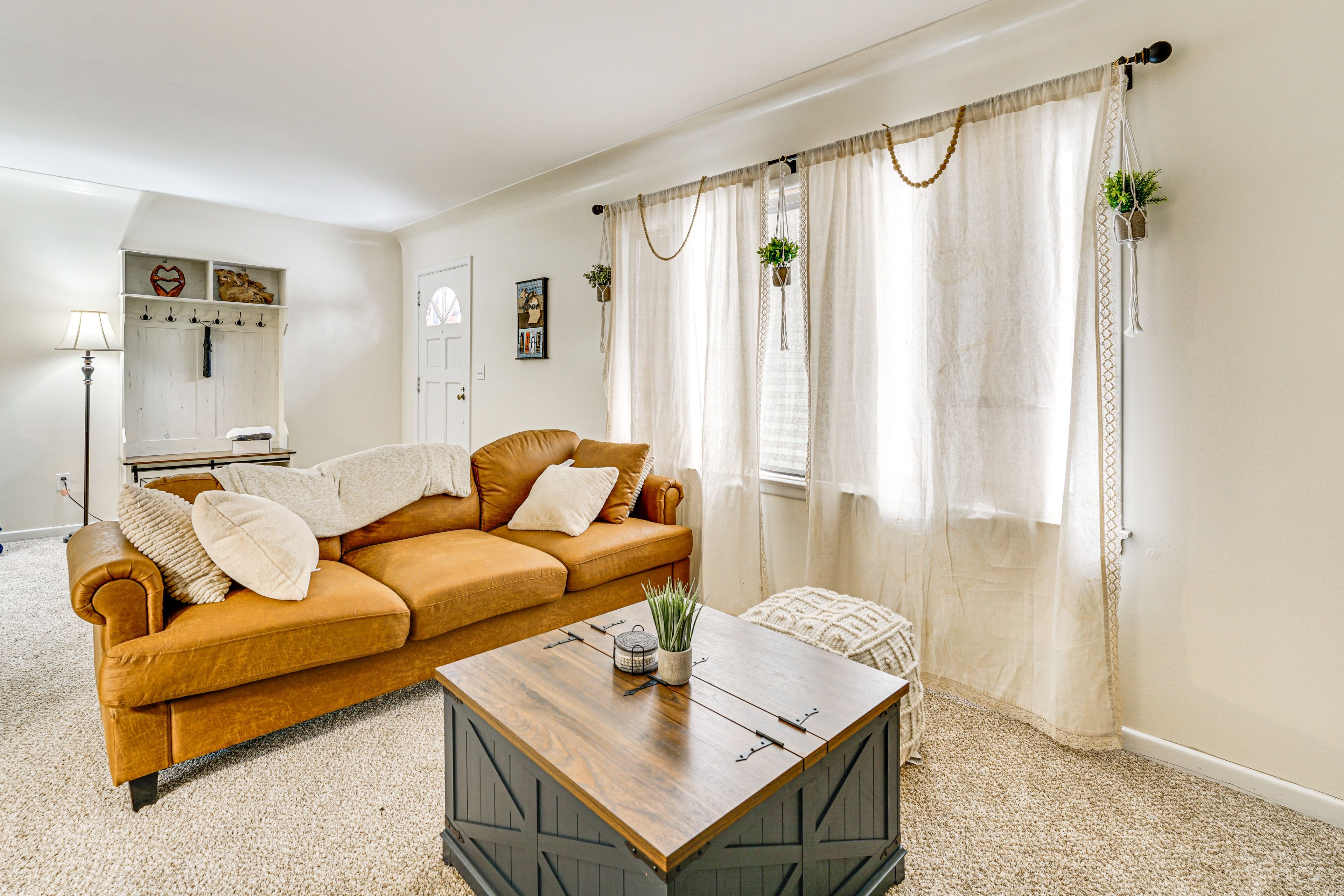 Living Room | Smart TV | Books