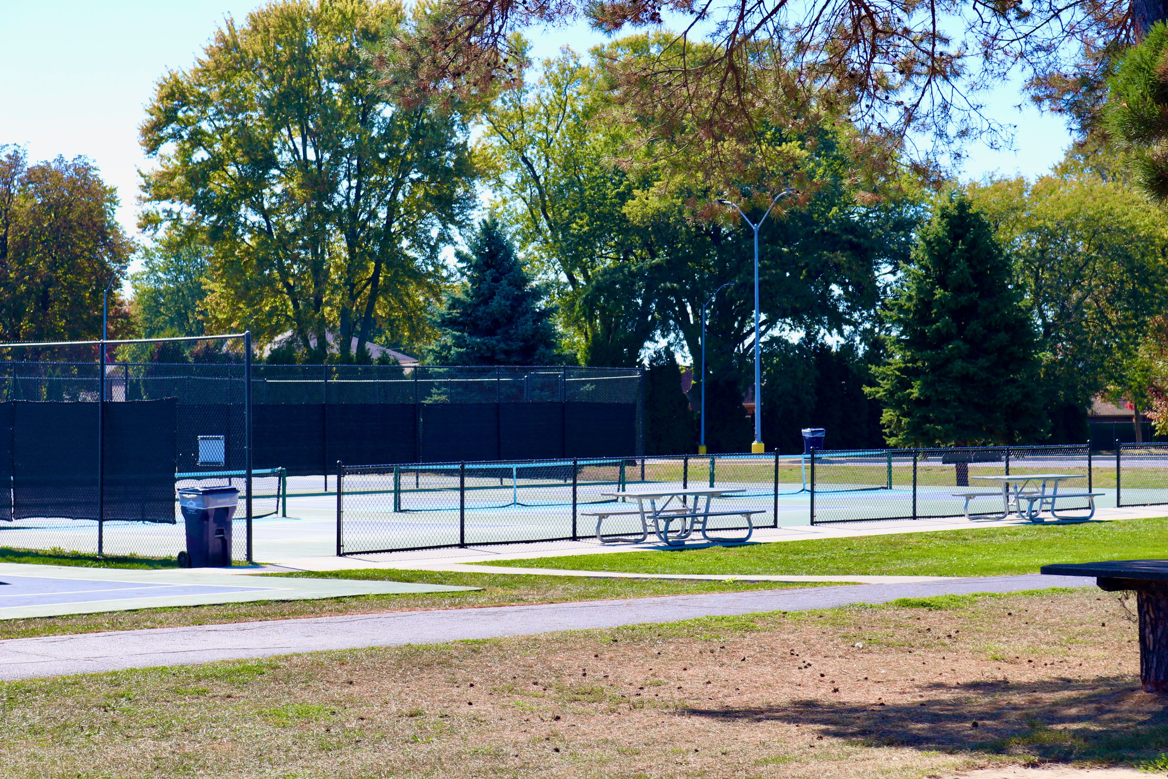Tennis & Pickleball Courts