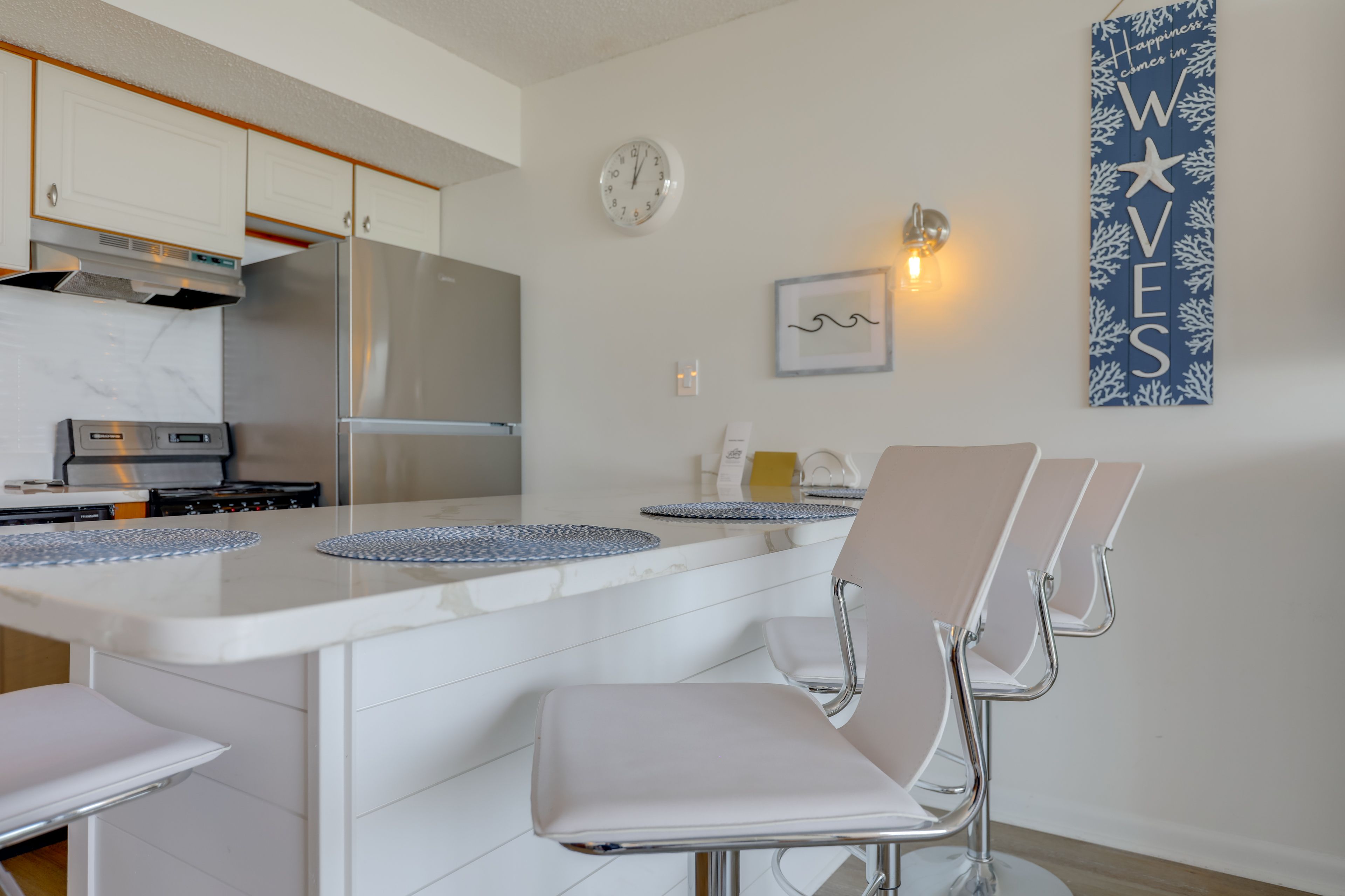 Kitchen | Single-Serve Coffee Maker | Dishwasher | Toaster