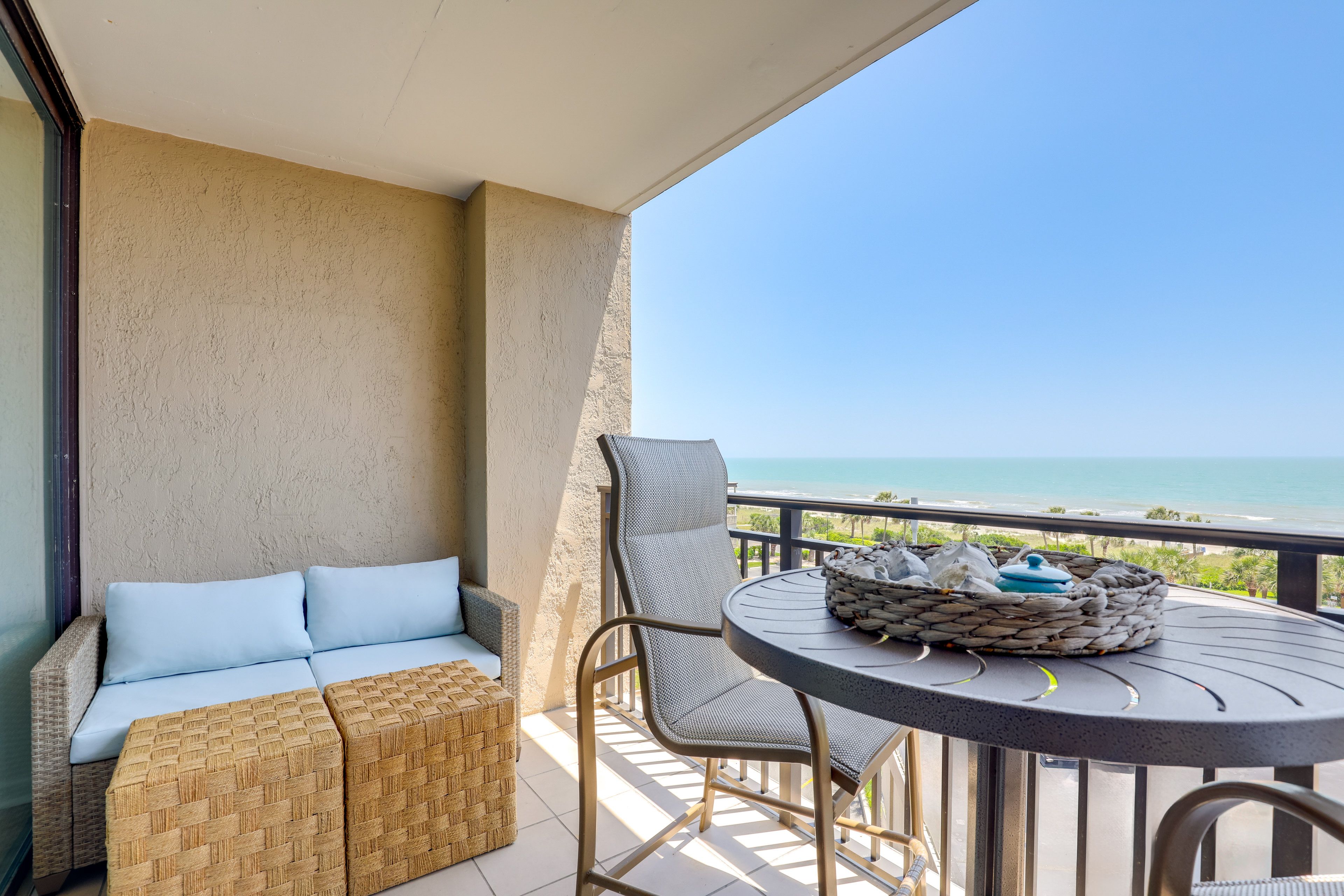 Balcony | Outdoor Dining Area | Ocean Views