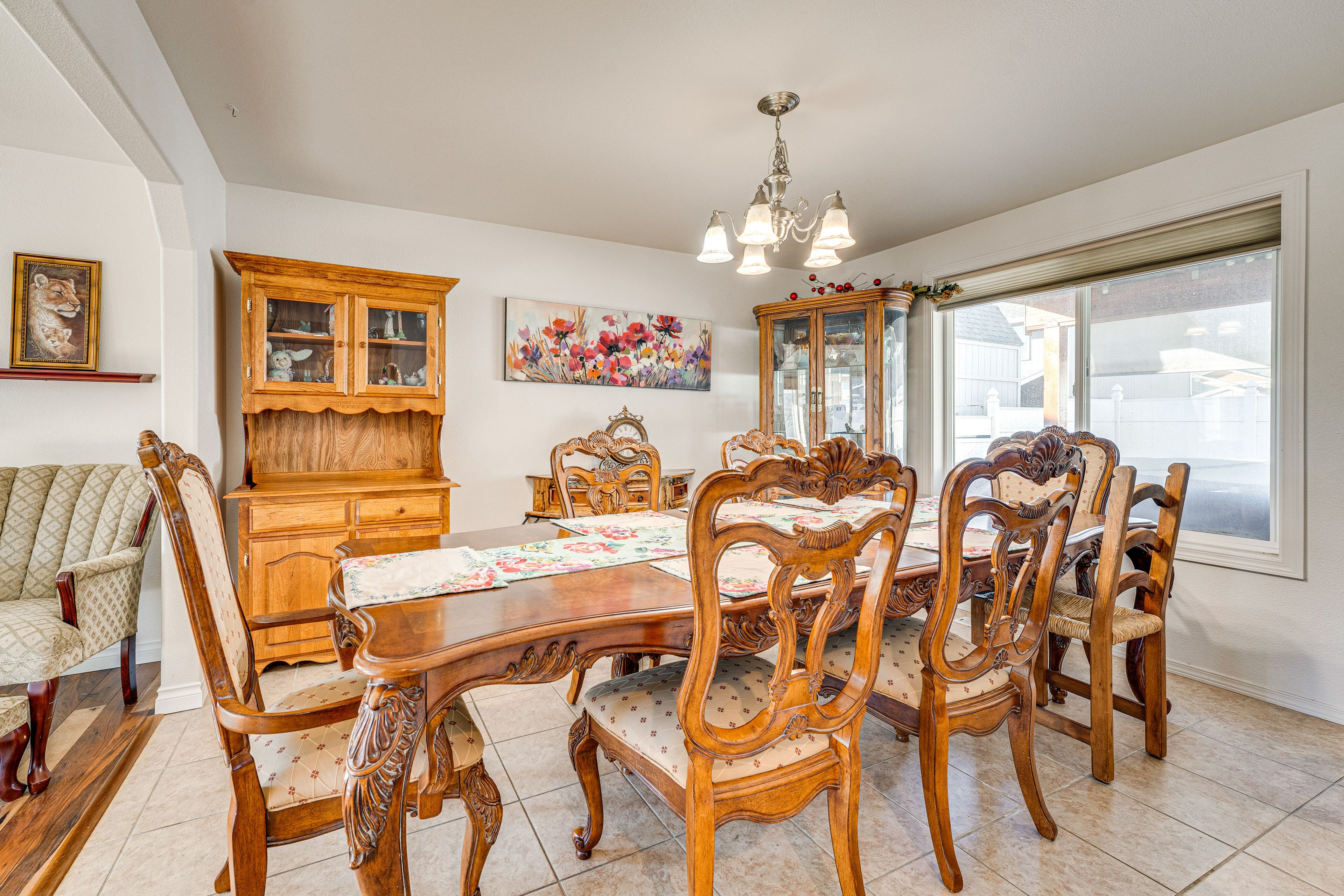 Dining Area | 1st Floor