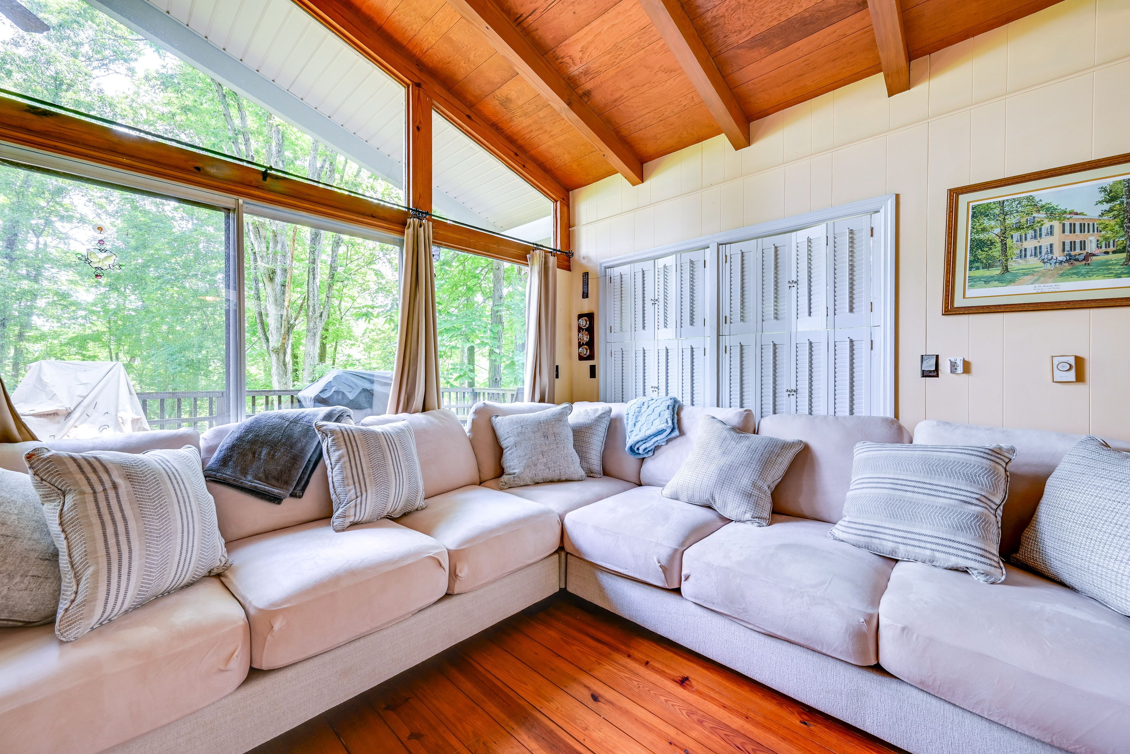 Living Room | Main House | Main Level