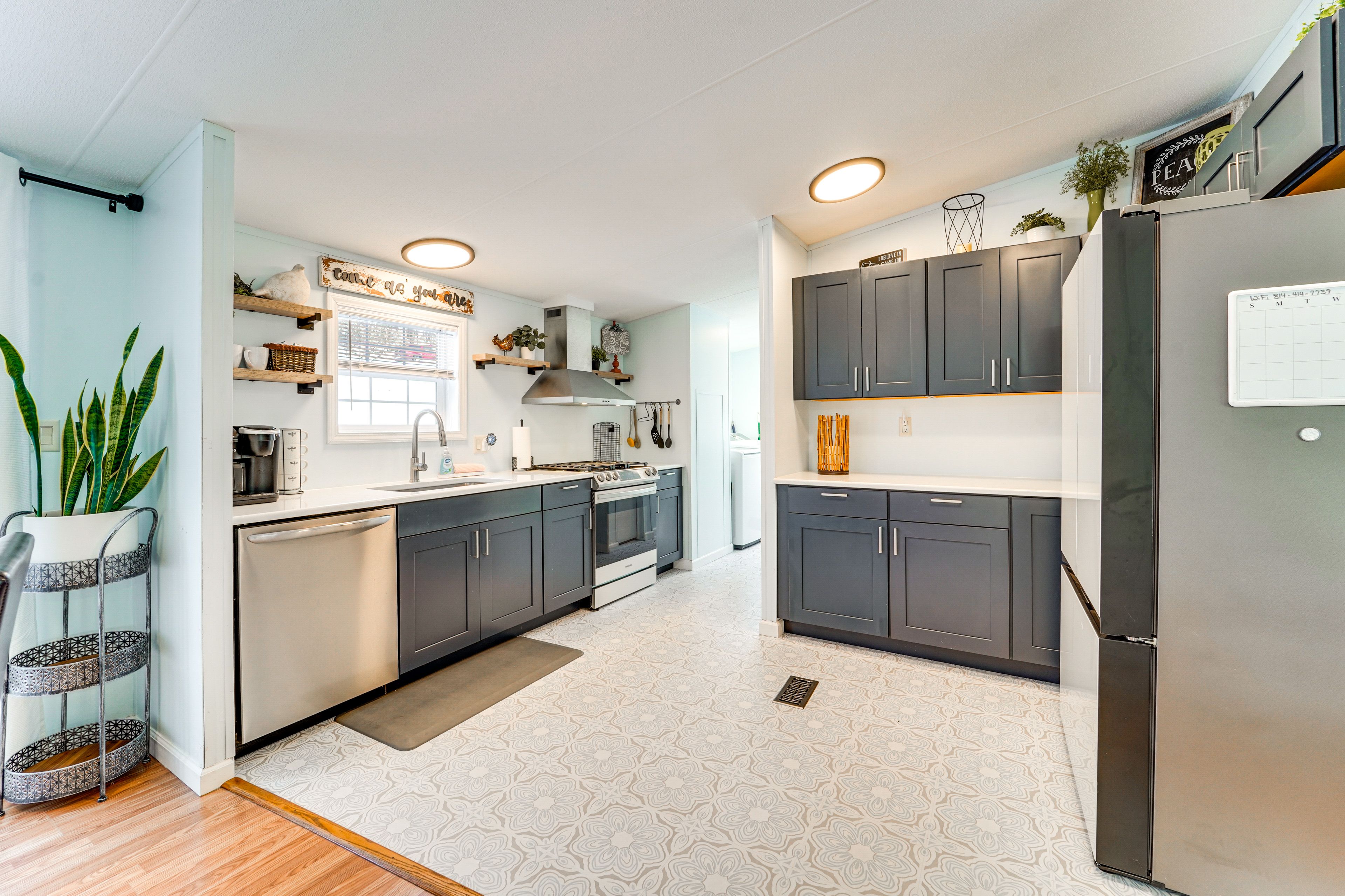 Kitchen | Keurig Coffee Maker | Dishwasher | Cooking Utensils