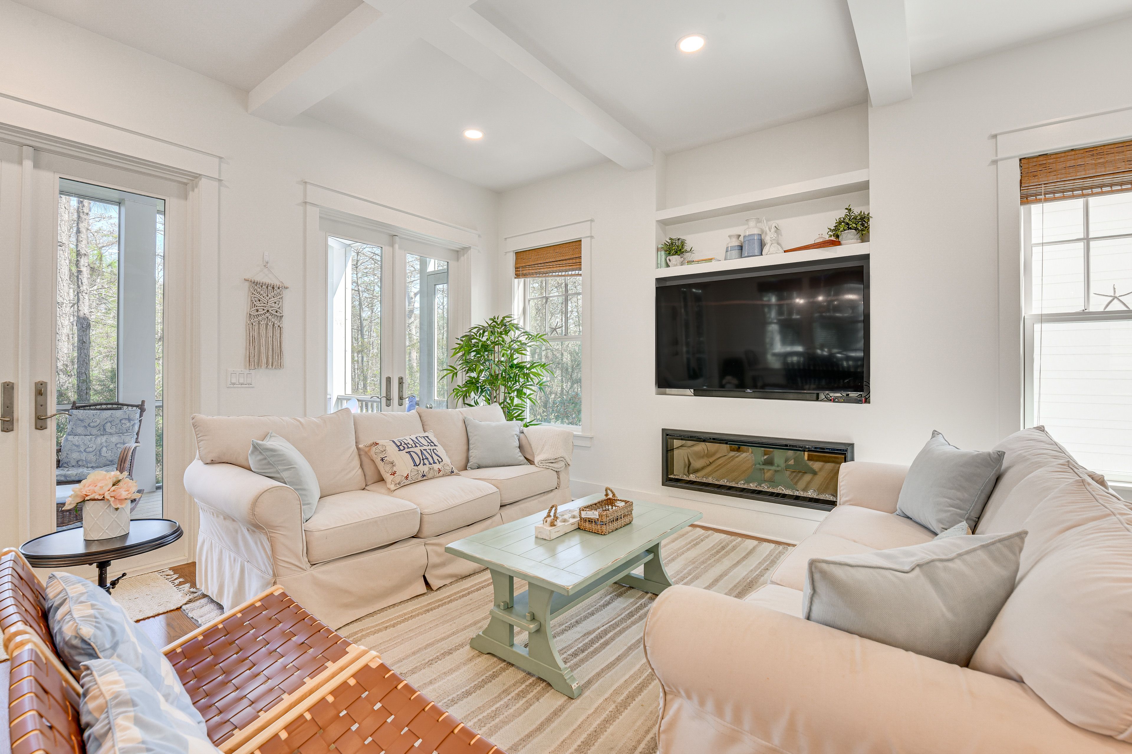 Living Room | Smart TV | 1st Floor