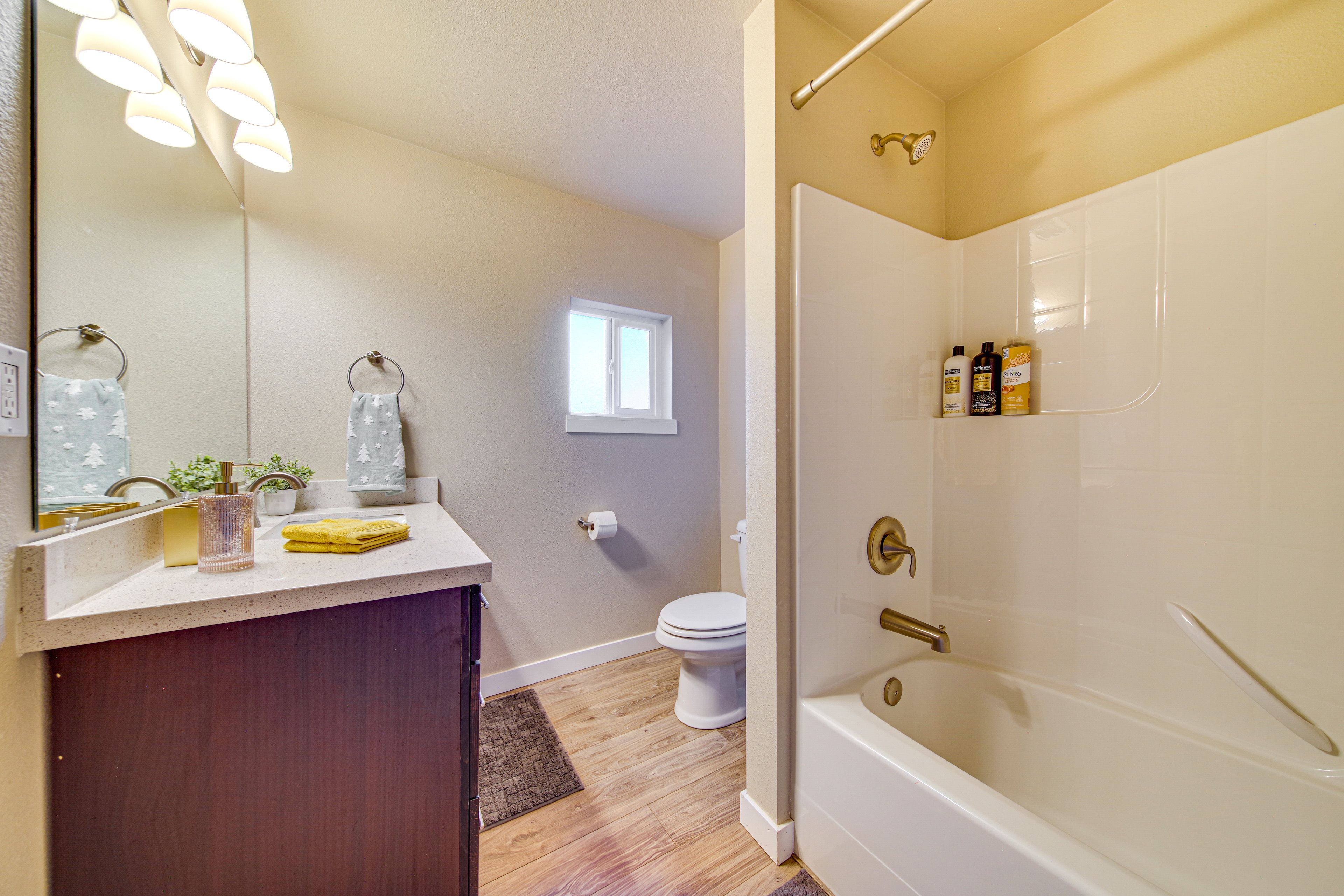 Full Bathroom | Basement