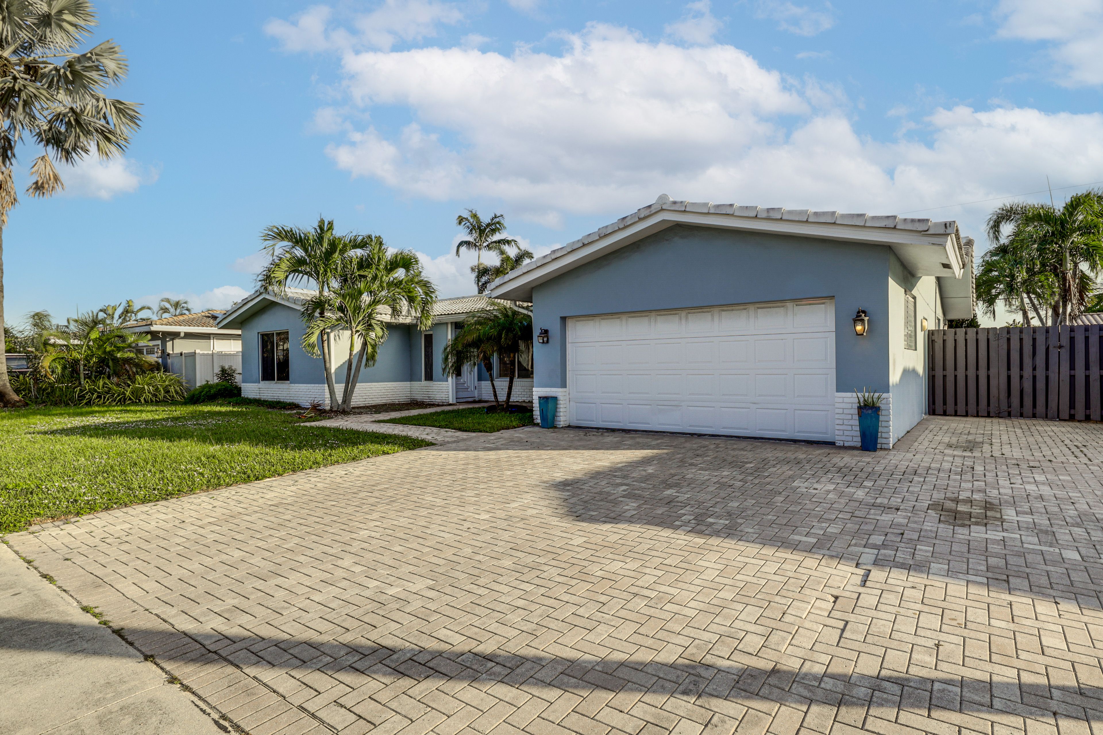 Parking | Garage (1 Vehicle) | Driveway (2 Vehicles)