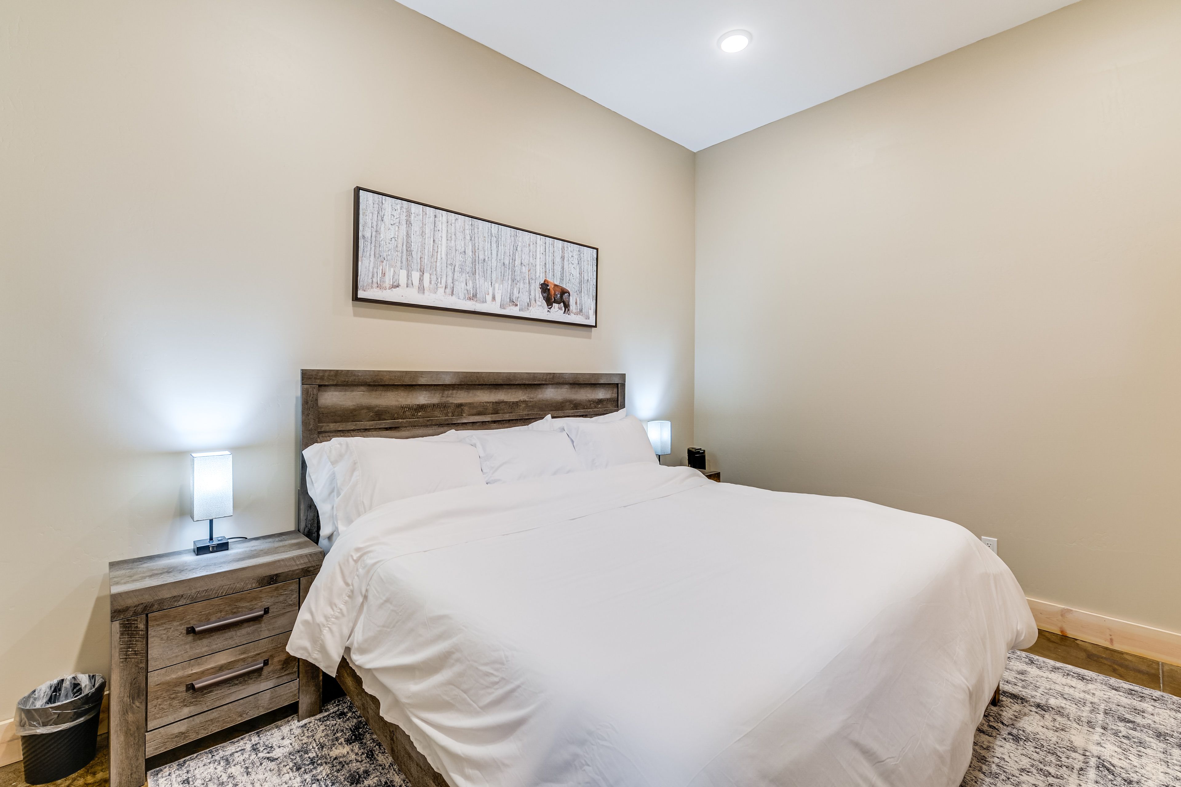 Bedroom 2 | King Bed | Ground Floor