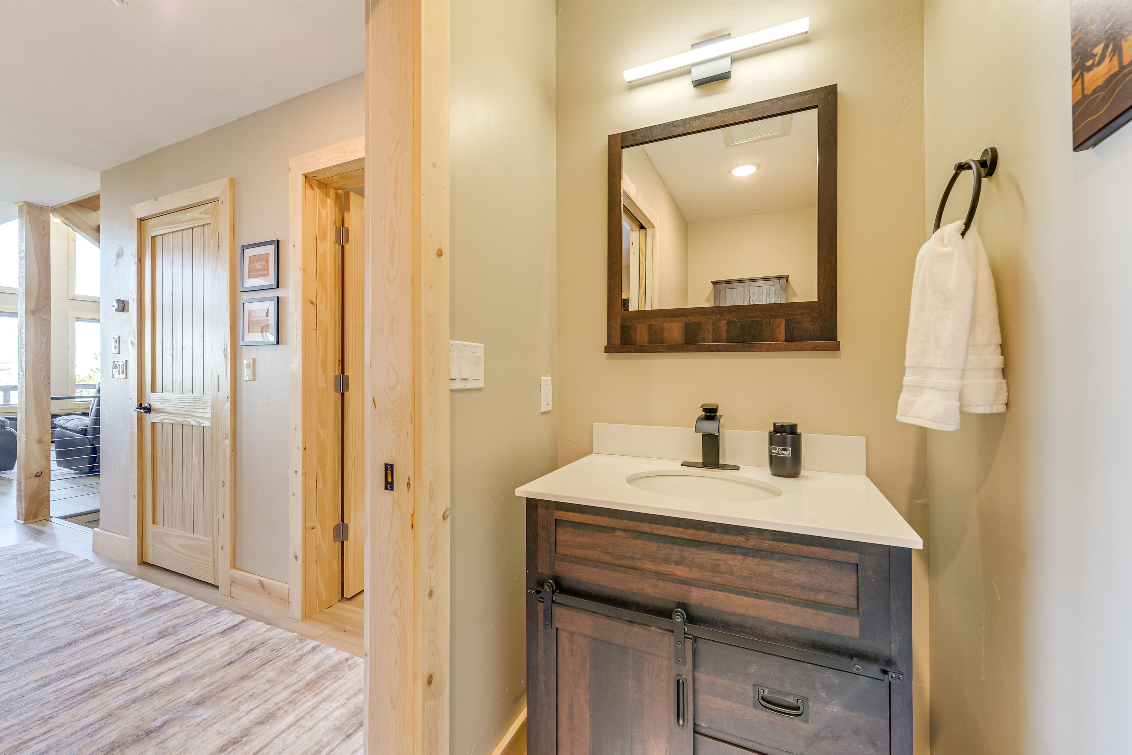 Half Bathroom | Main Floor