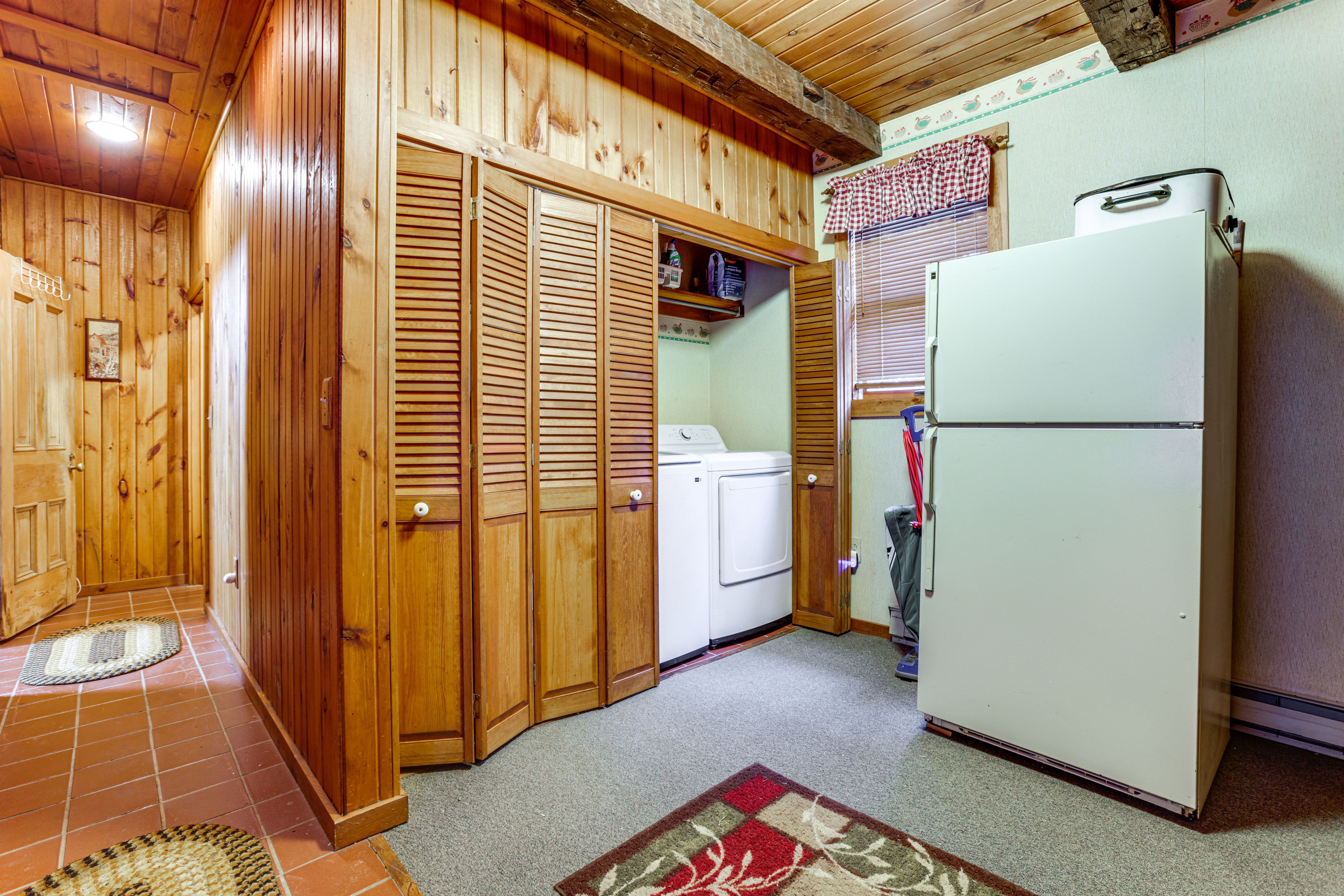 Laundry Room | 1st Floor