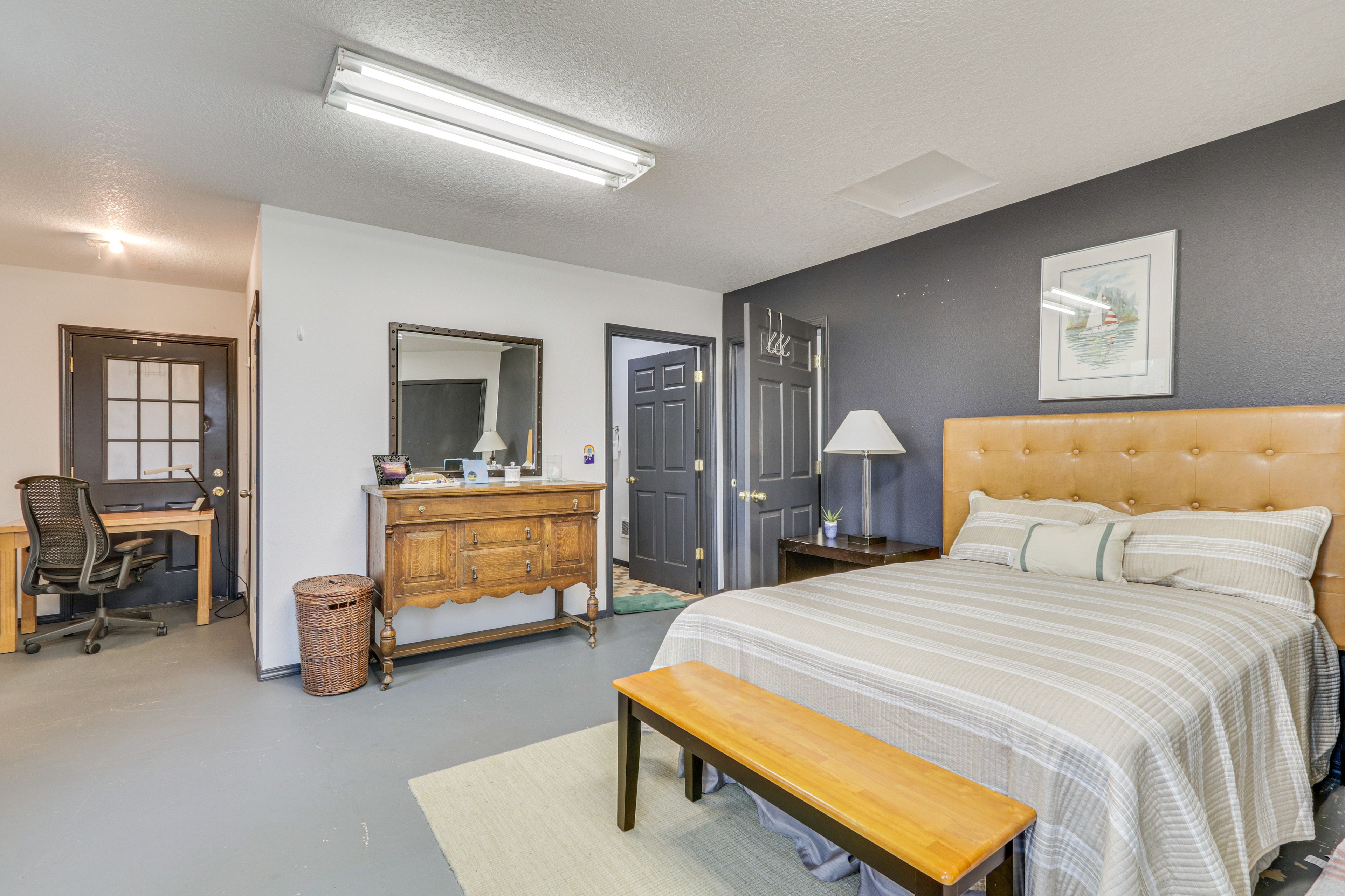 Bedroom 1 | Full Bed