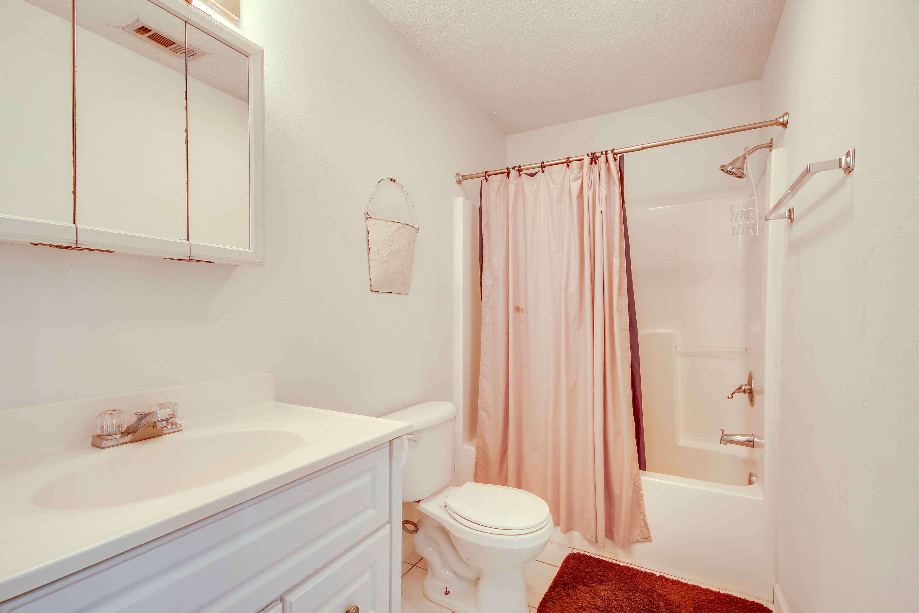 Bathroom | Towels Provided