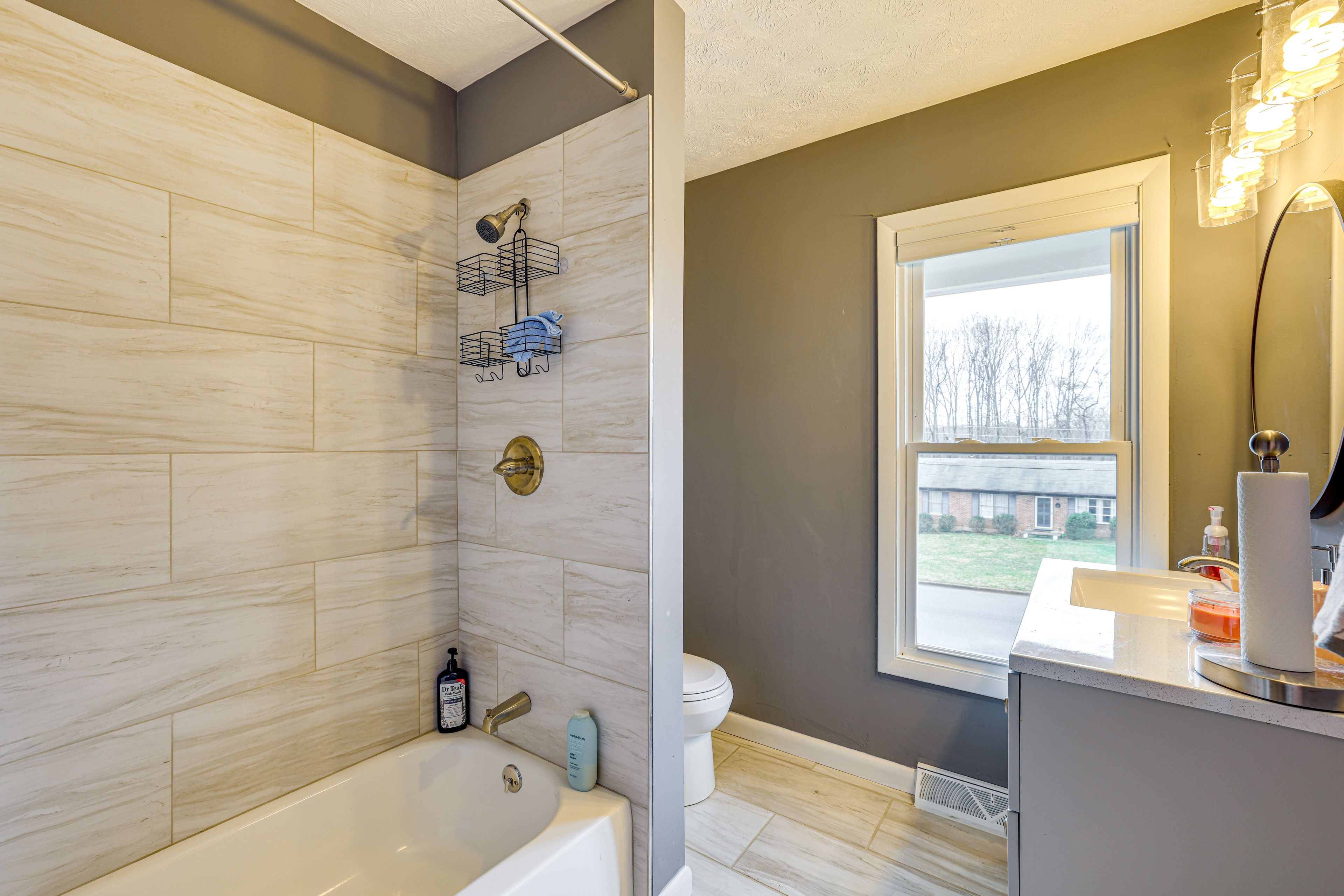 Bathroom | Towels Provided | Main Floor