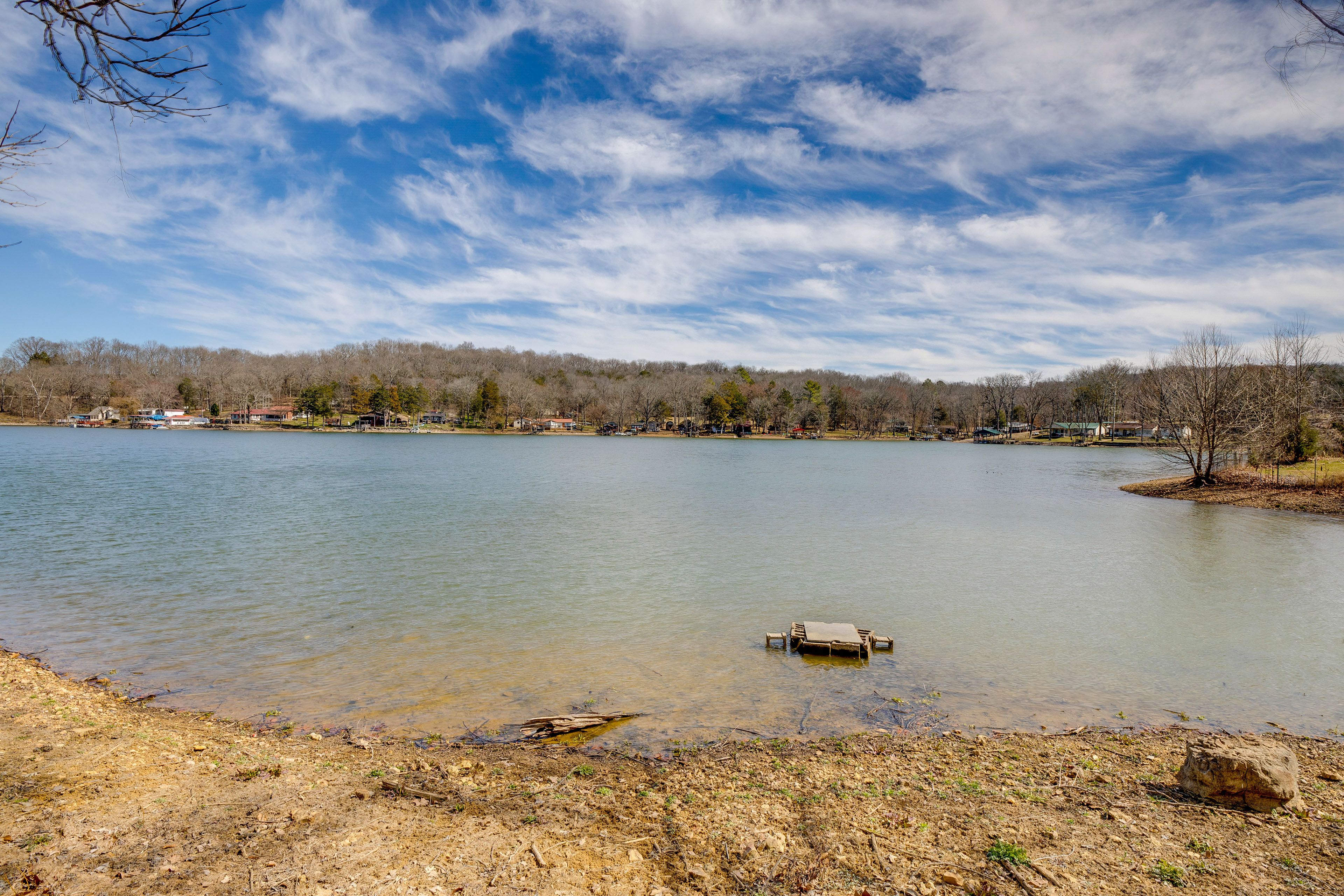 Walk to Lake Access
