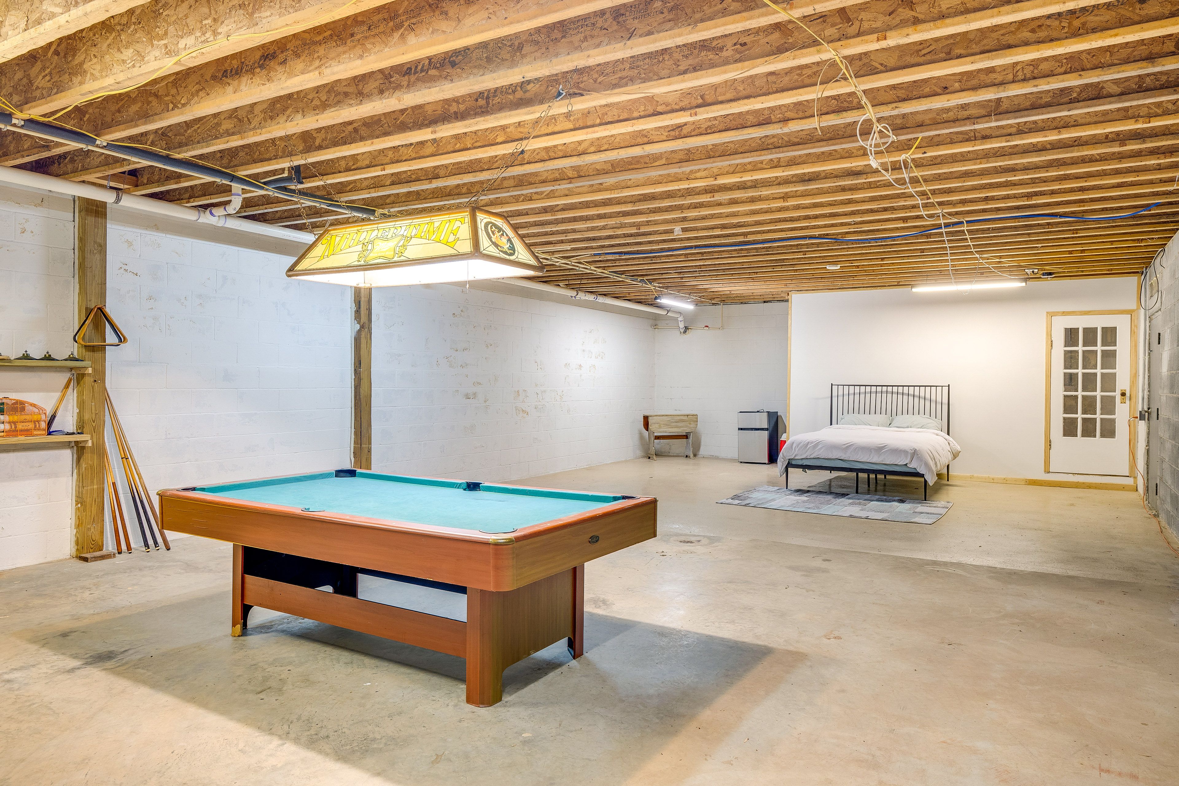 Basement | Lower Level | Queen Bed | Pool Table