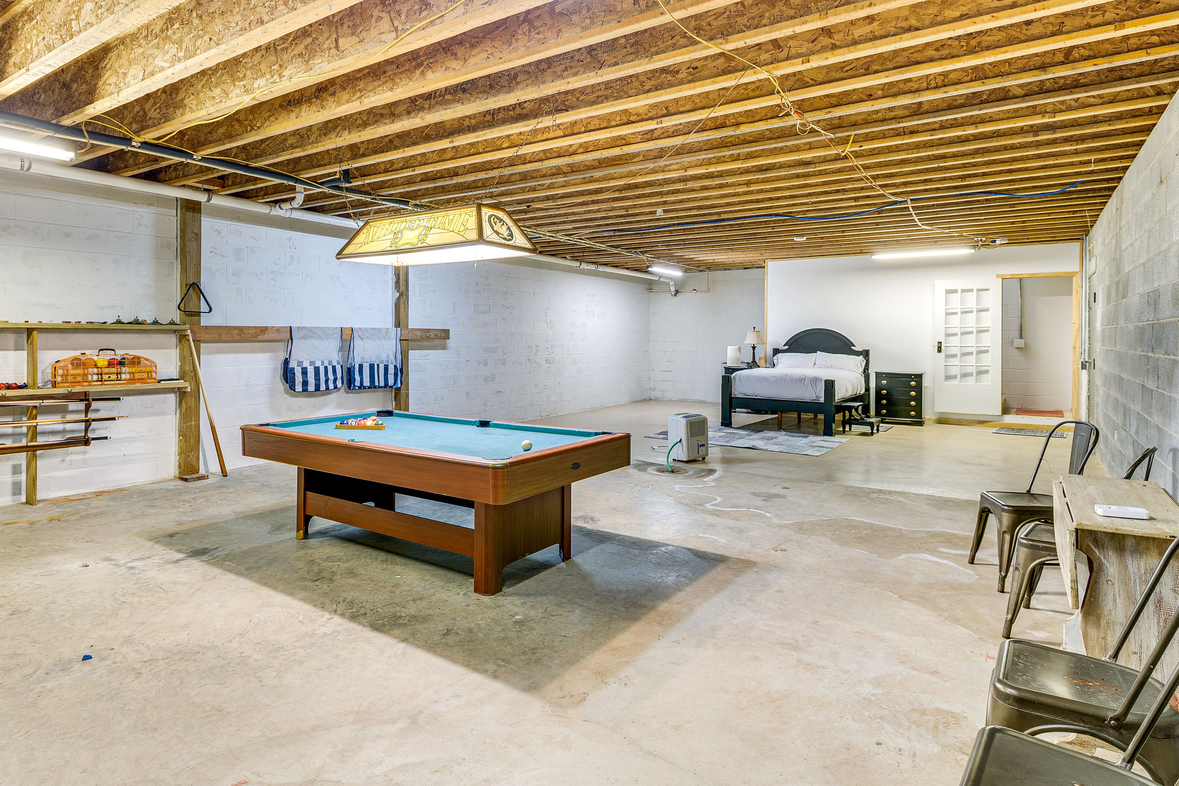 Basement | Lower Level | Full Bed | Pool Table