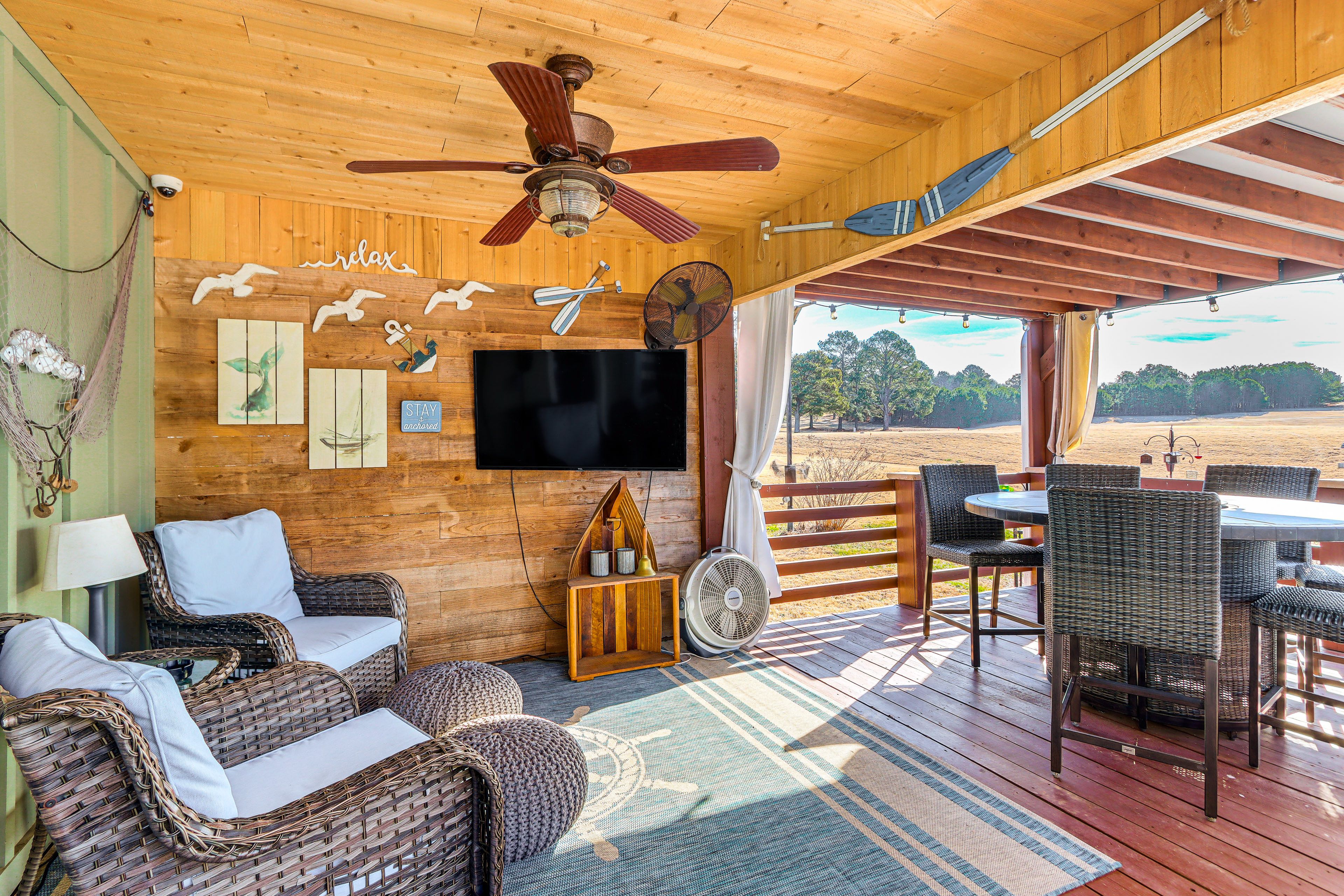 Chatsworth Vacation Rental | 3BR | 2BA | 2,217 Sq Ft | 4 Steps to Access