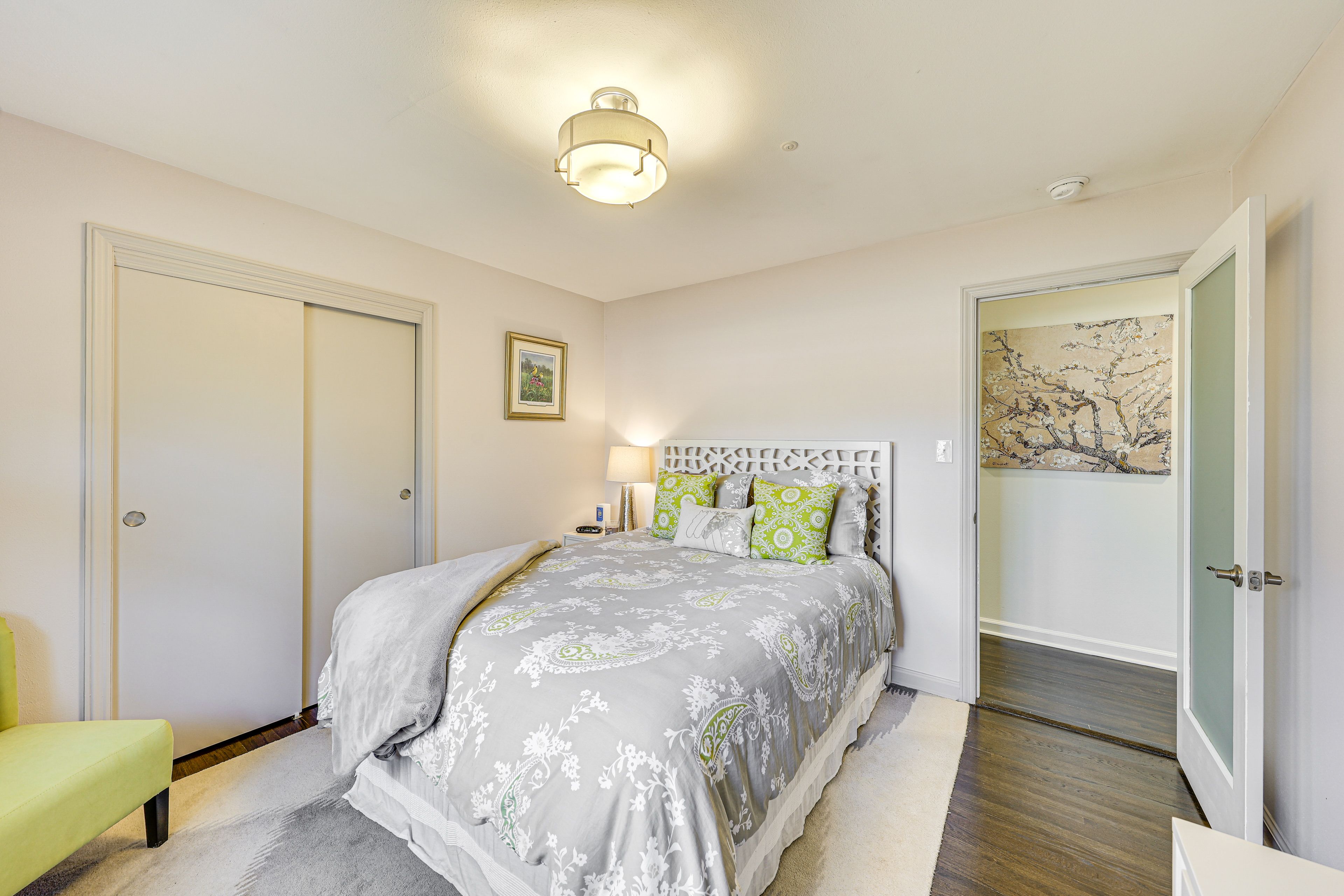 Bedroom 4 | Queen Bed